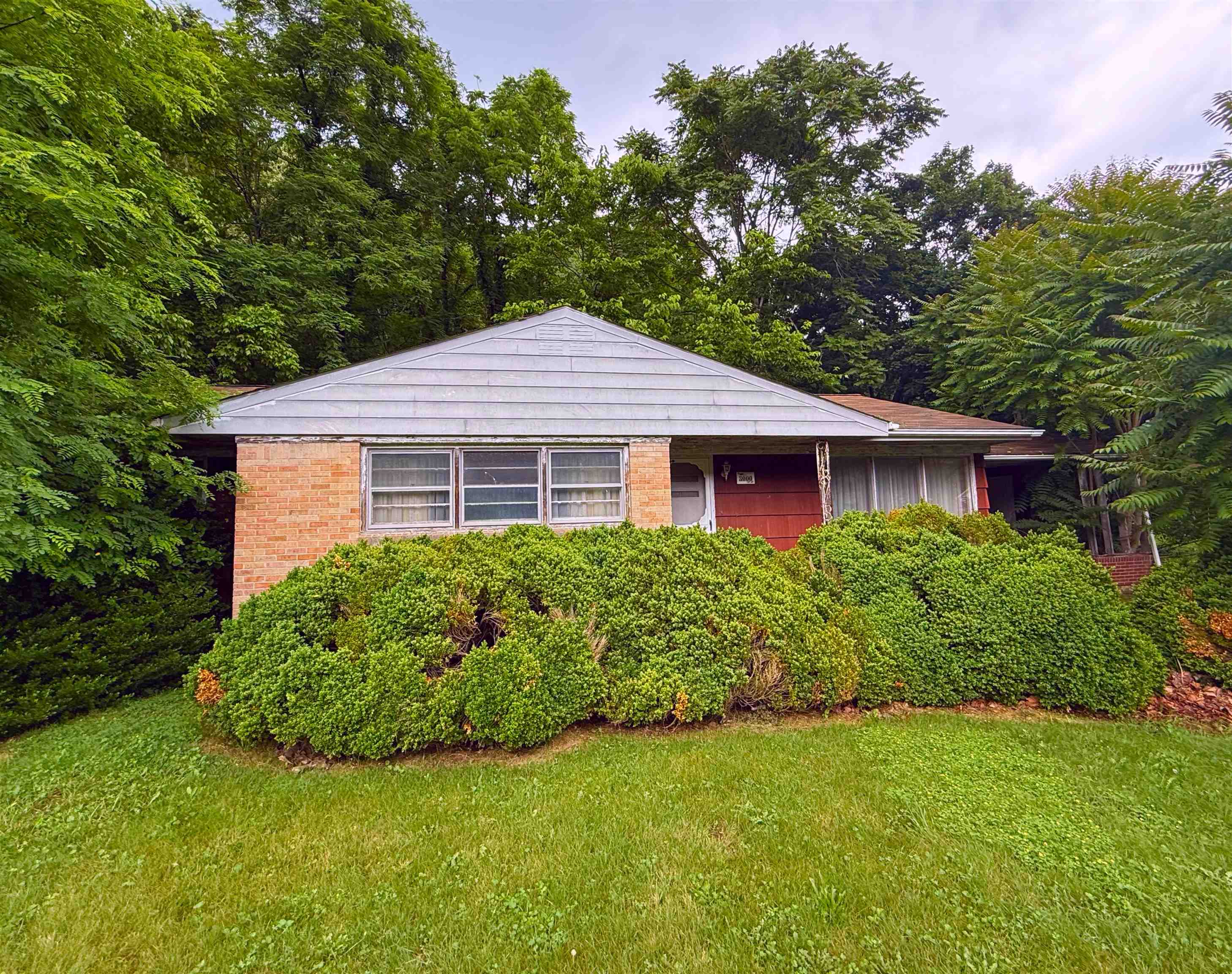 3000 WINTERBERRY AVE