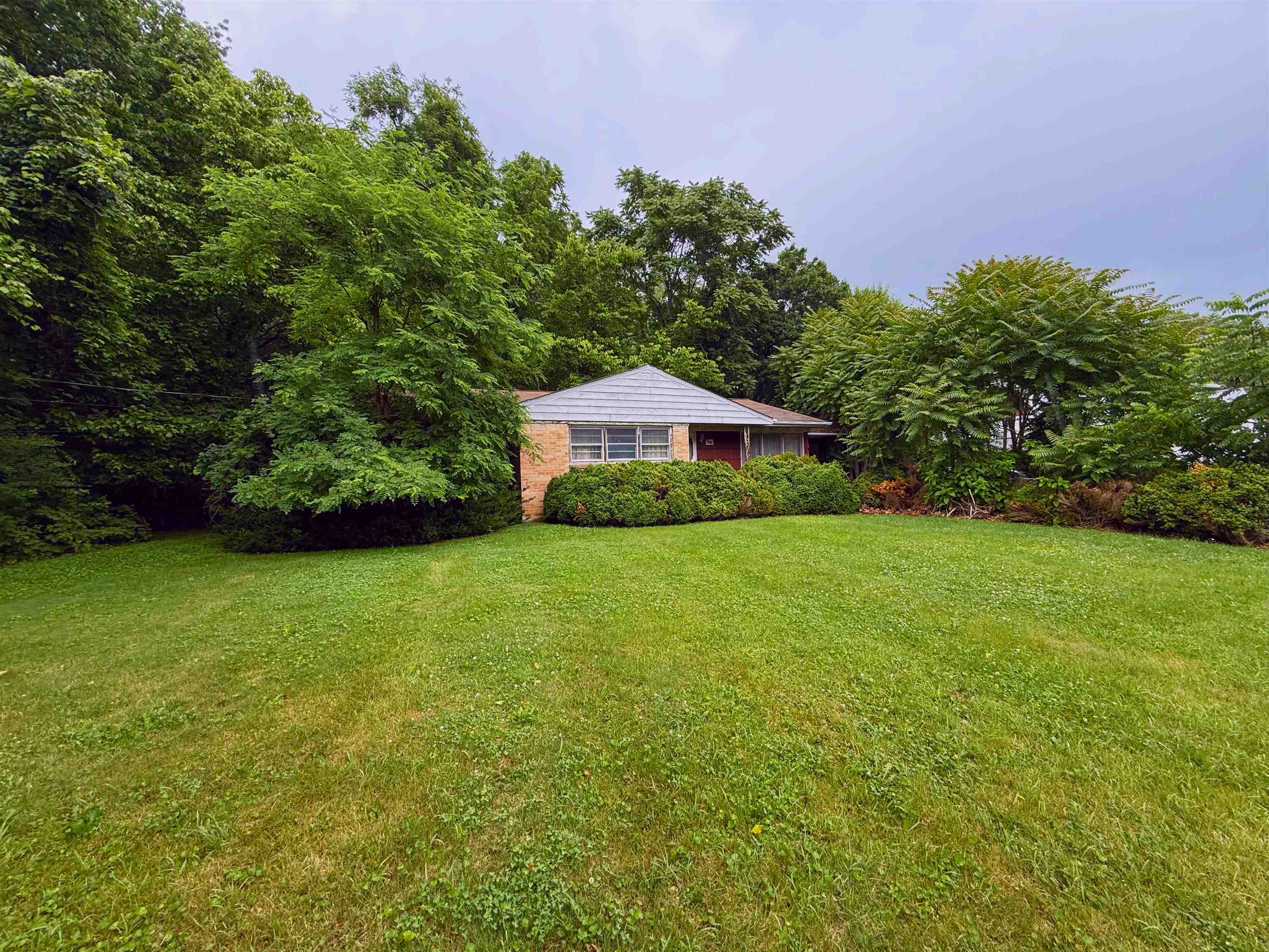3000 WINTERBERRY AVE
