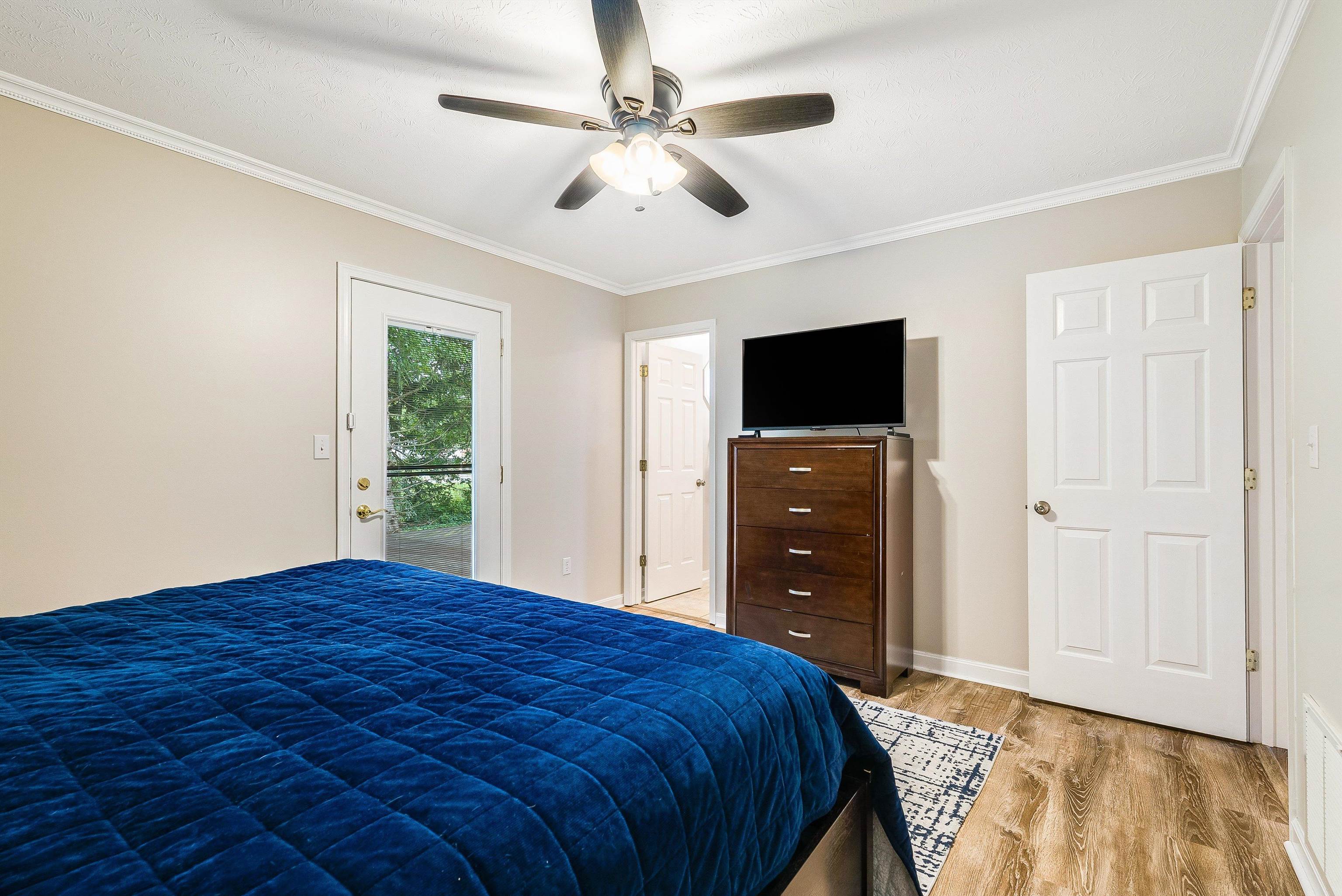 66 DENONCOURT LN