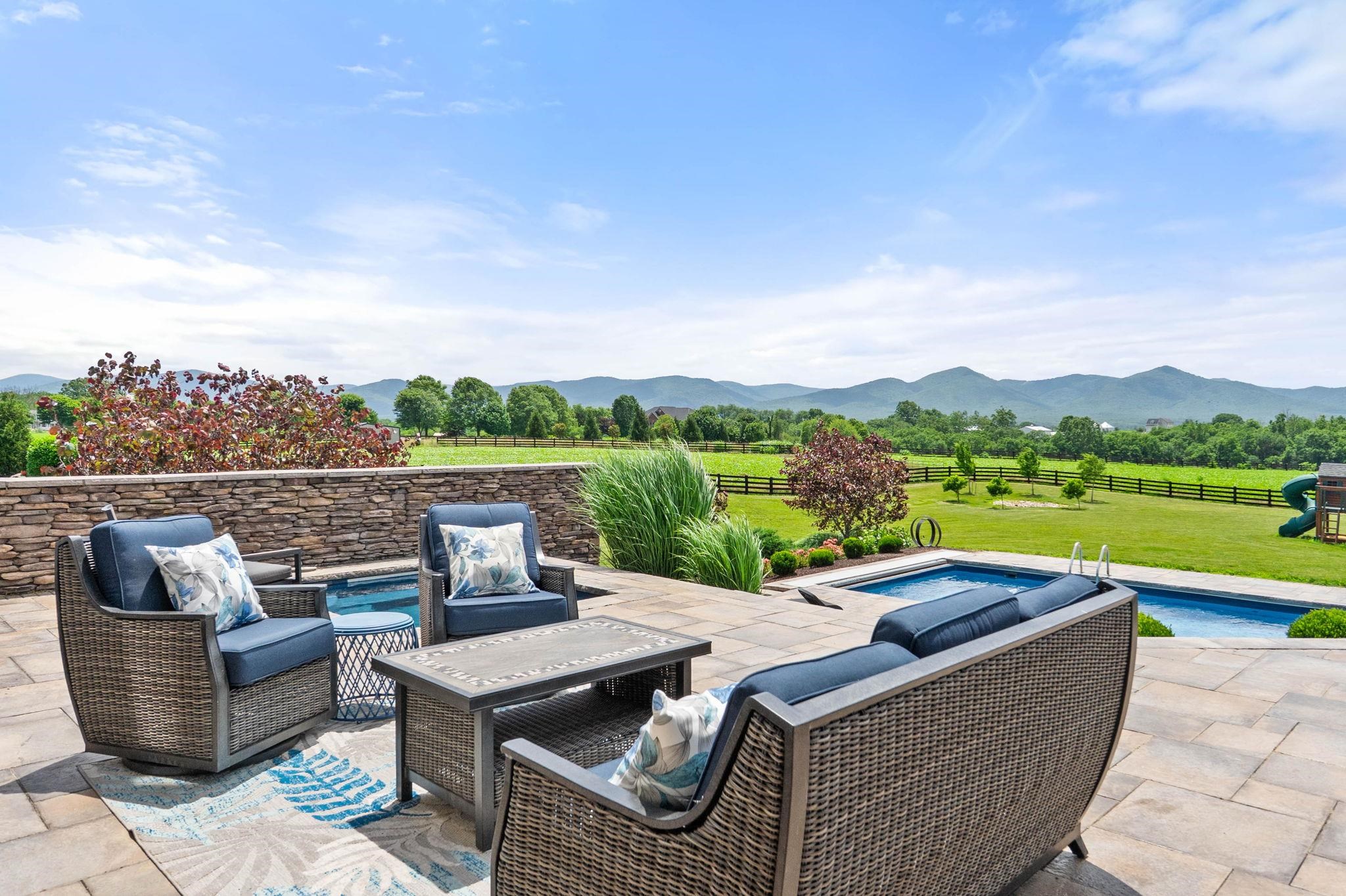 1614 THREE SPRINGS RD