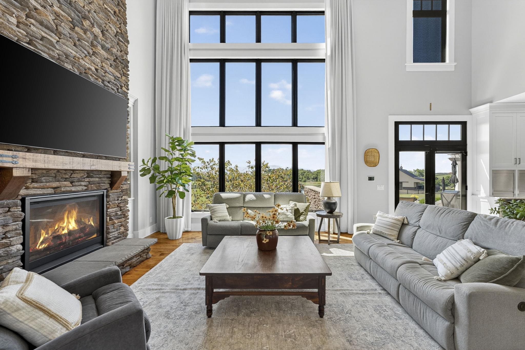 1614 THREE SPRINGS RD