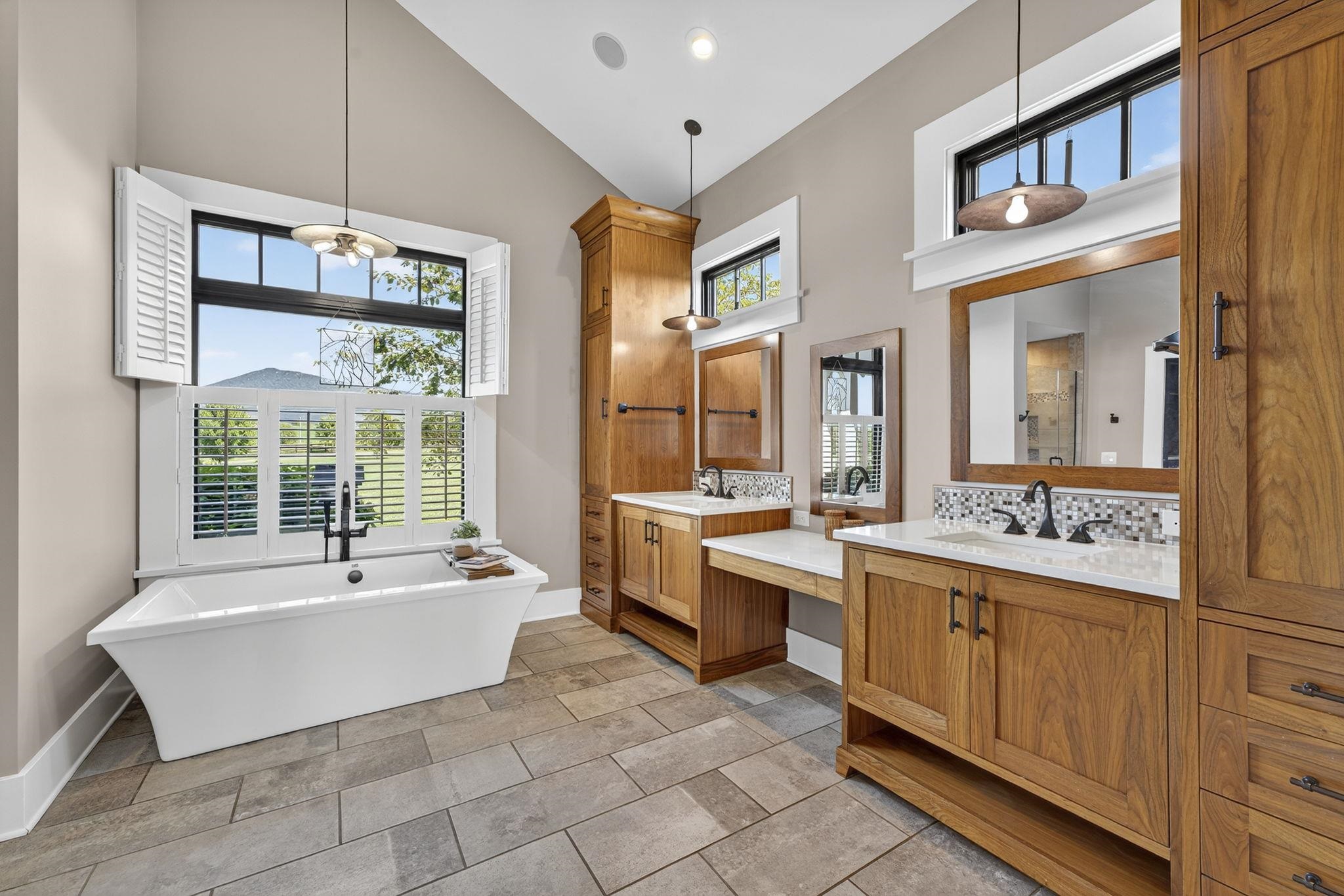 1614 THREE SPRINGS RD