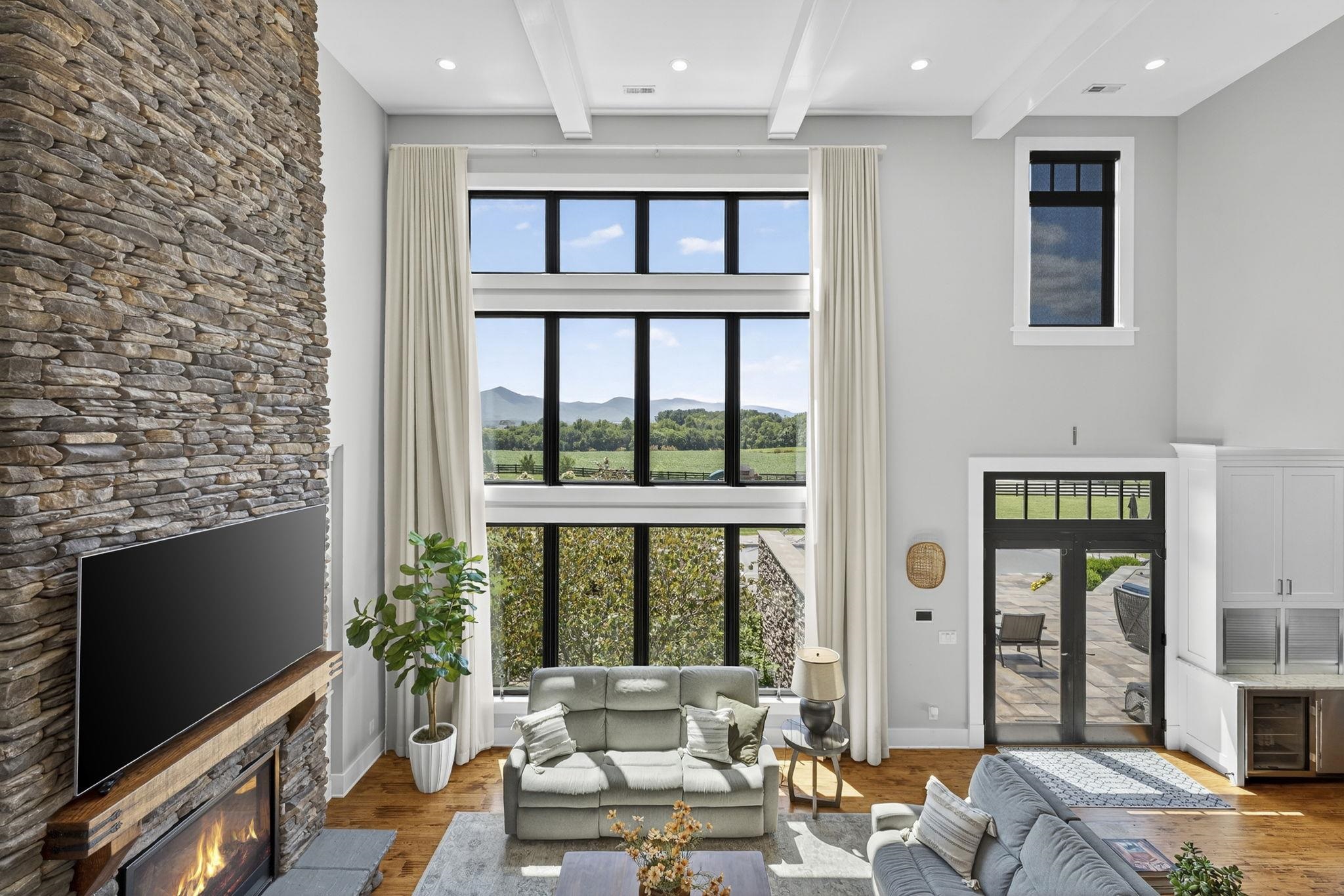 1614 THREE SPRINGS RD