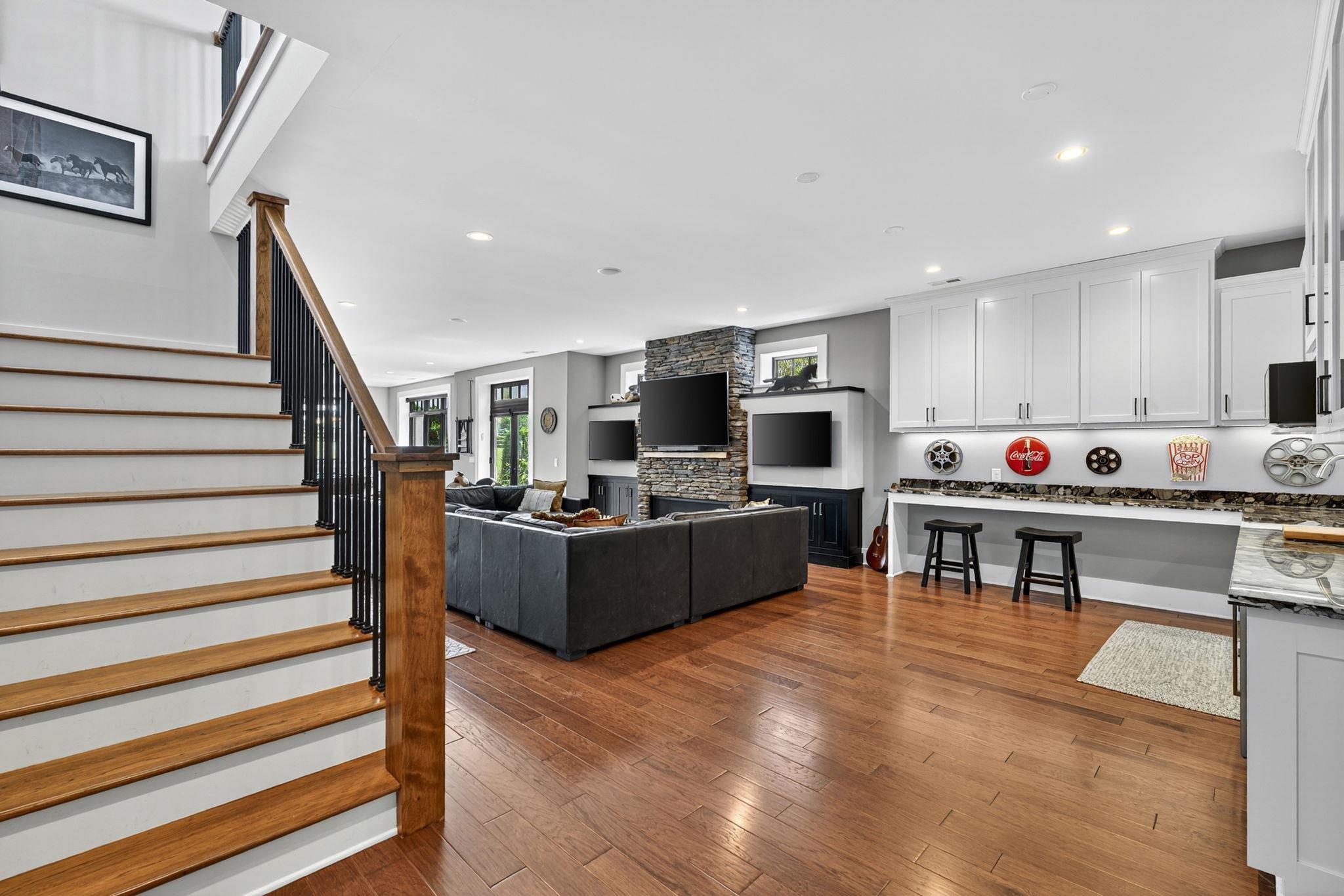 1614 THREE SPRINGS RD