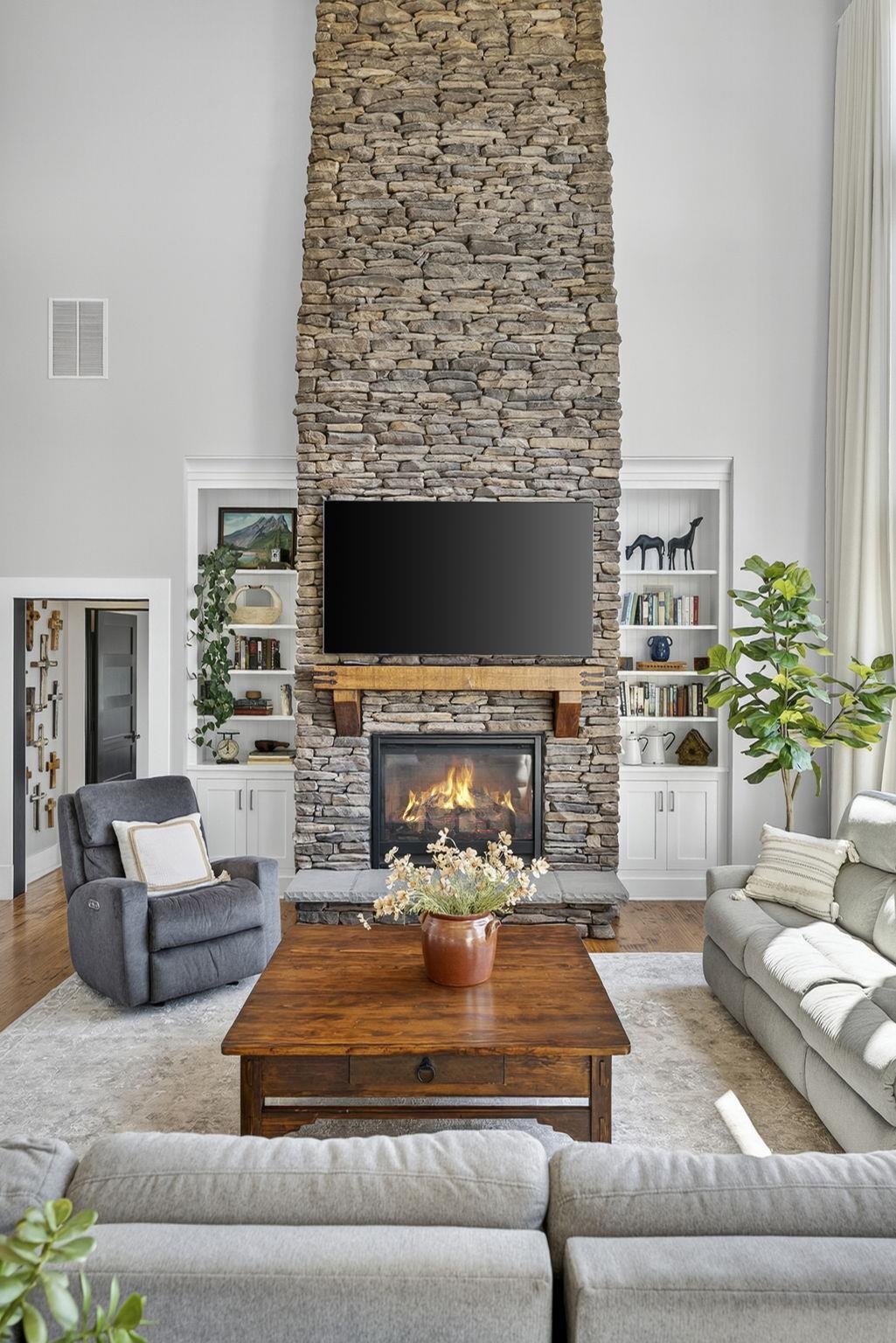 1614 THREE SPRINGS RD