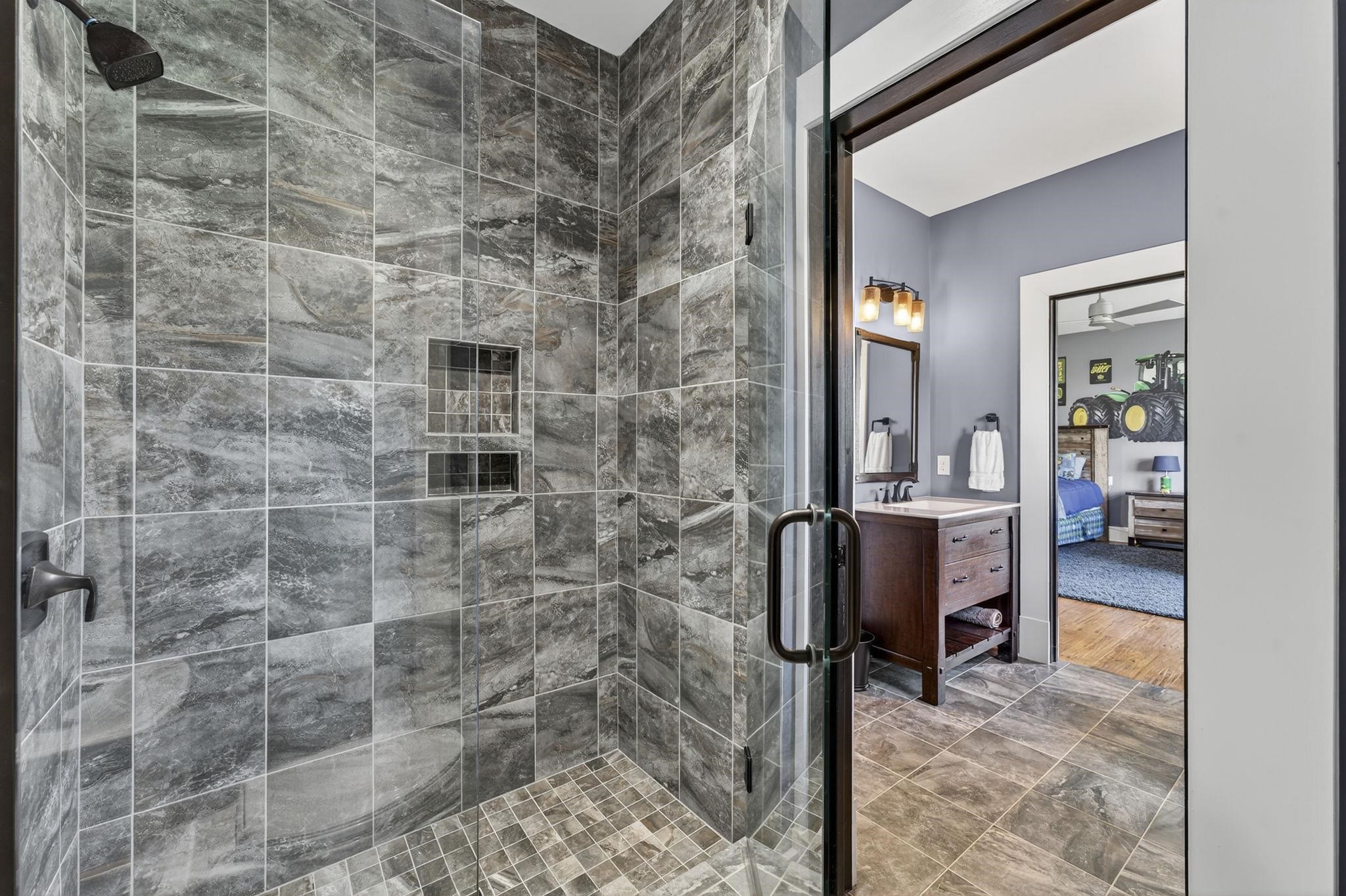 1614 THREE SPRINGS RD