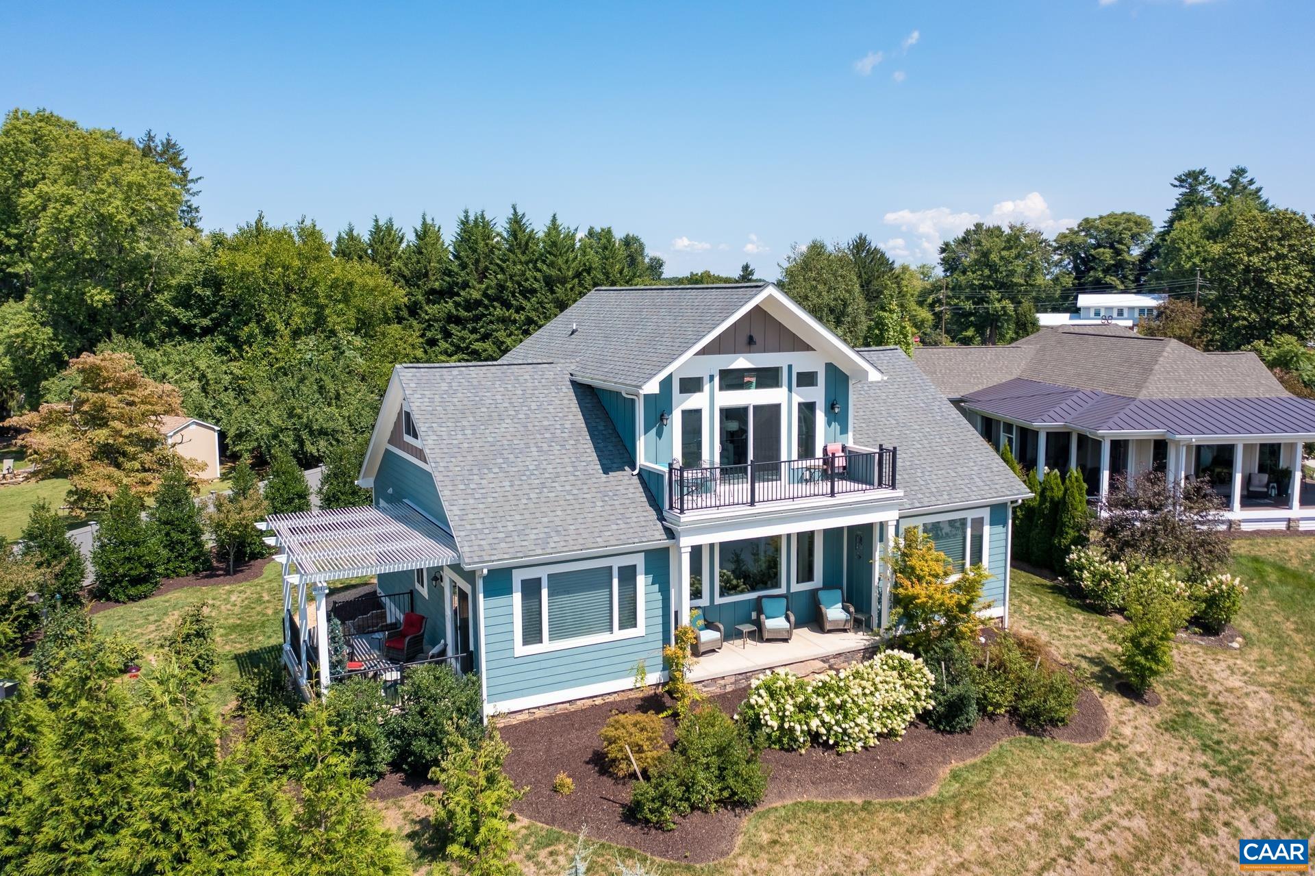 2548 BELVUE RD