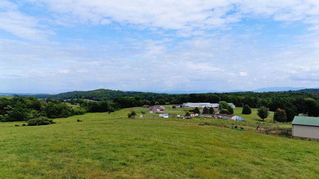 448 STUARTS DRAFT HWY