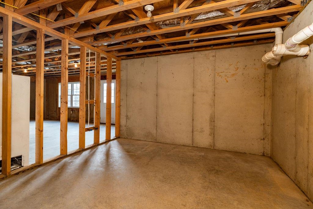 448 STUARTS DRAFT HWY