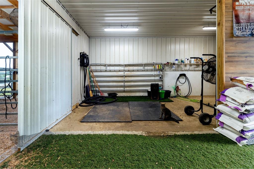 448 STUARTS DRAFT HWY