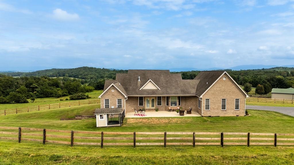 448 STUARTS DRAFT HWY