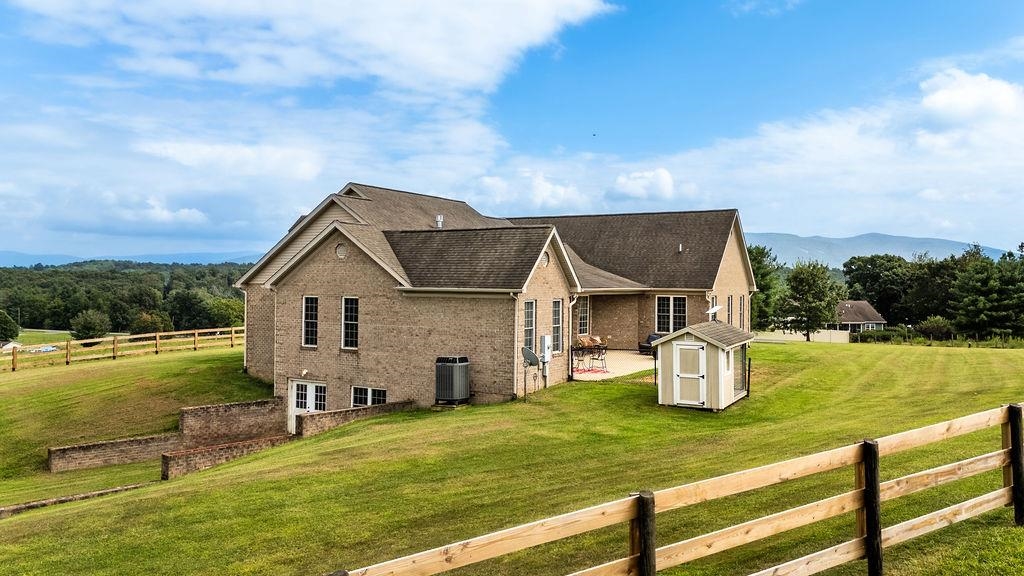 448 STUARTS DRAFT HWY