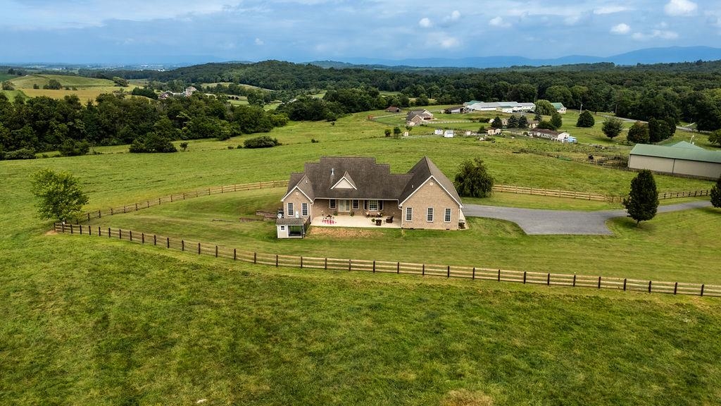 448 STUARTS DRAFT HWY