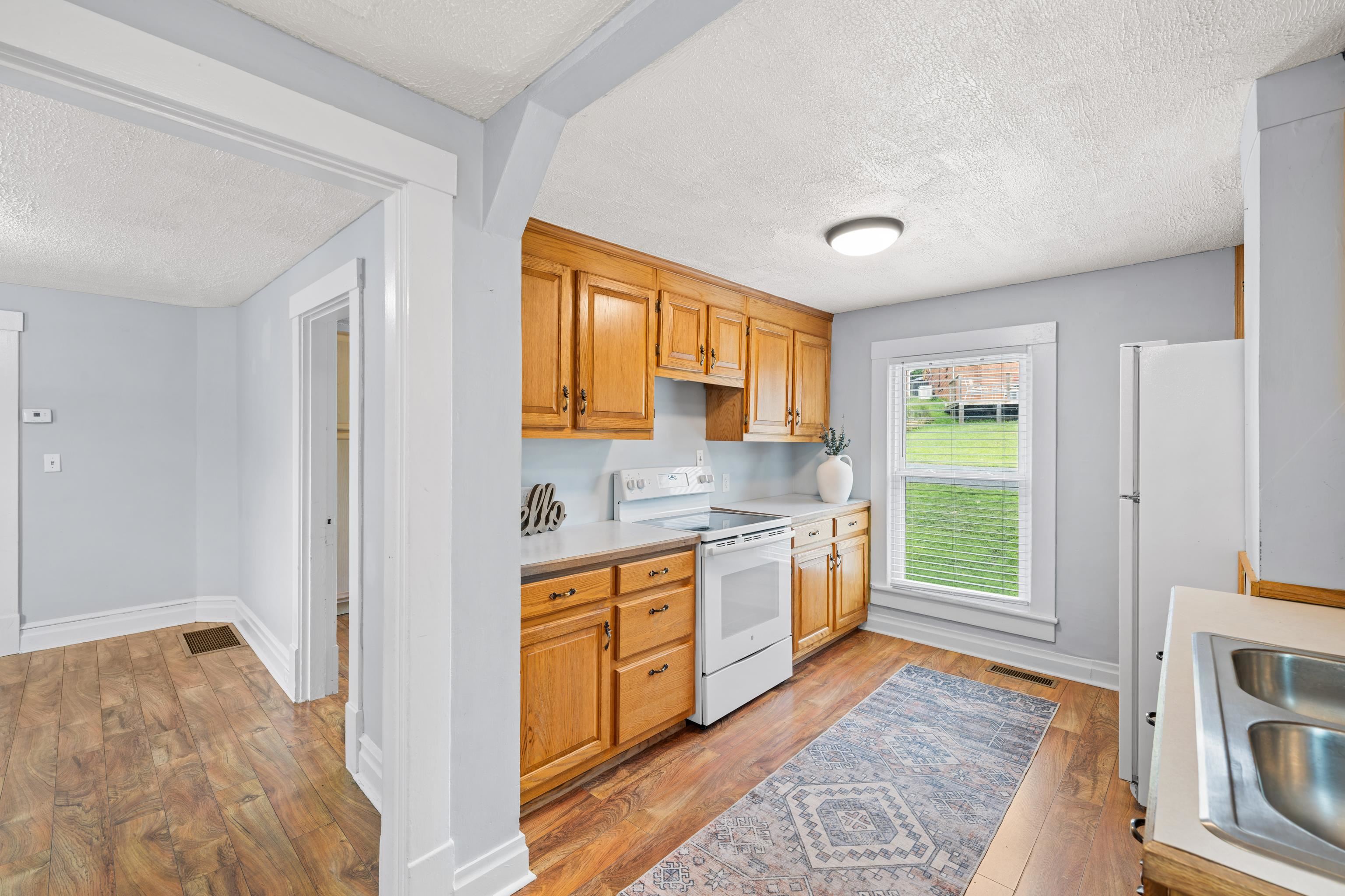 1315 CHURCHVILLE AVE