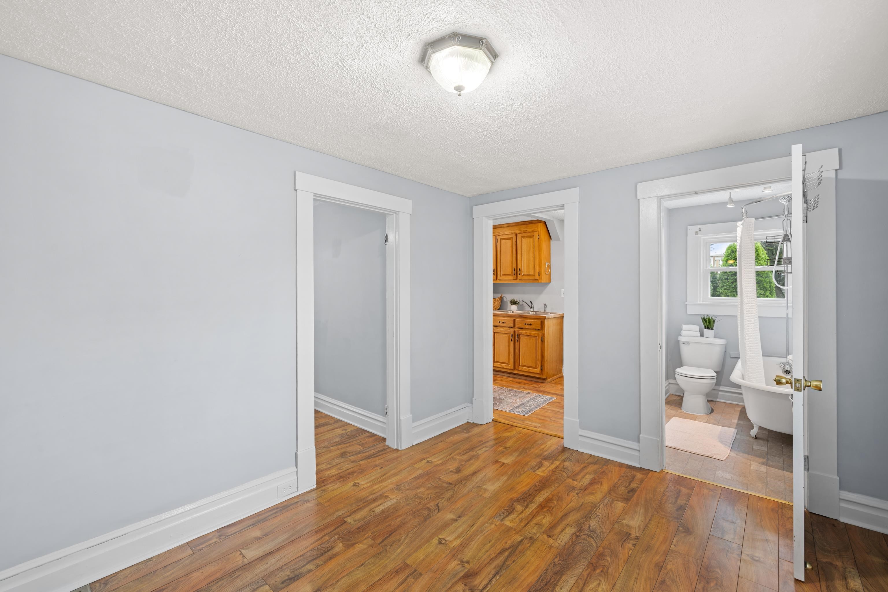 1315 CHURCHVILLE AVE