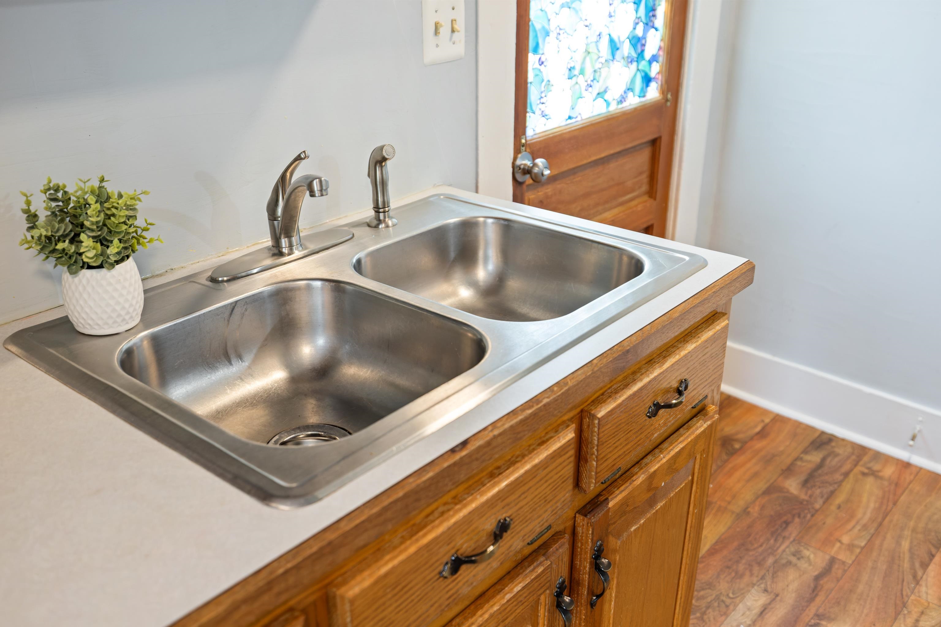 1315 CHURCHVILLE AVE