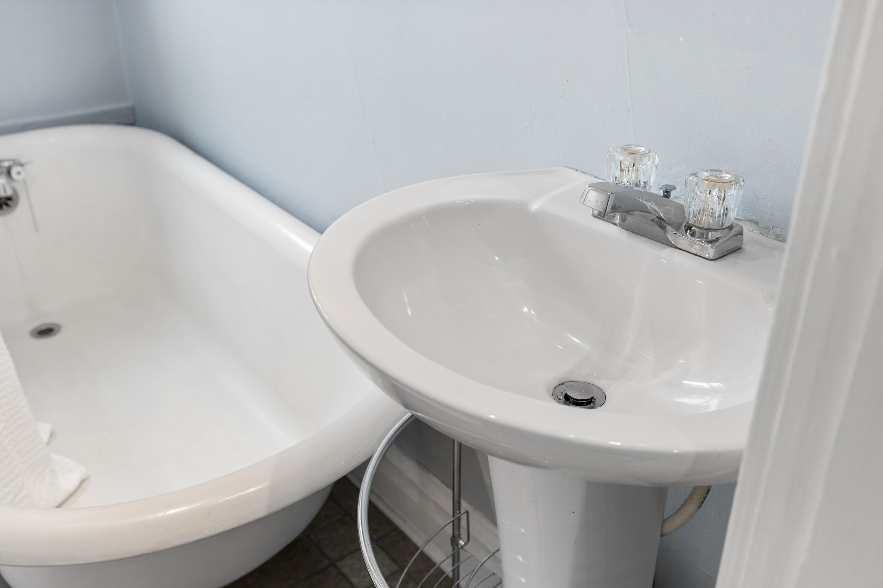 1315 CHURCHVILLE AVE