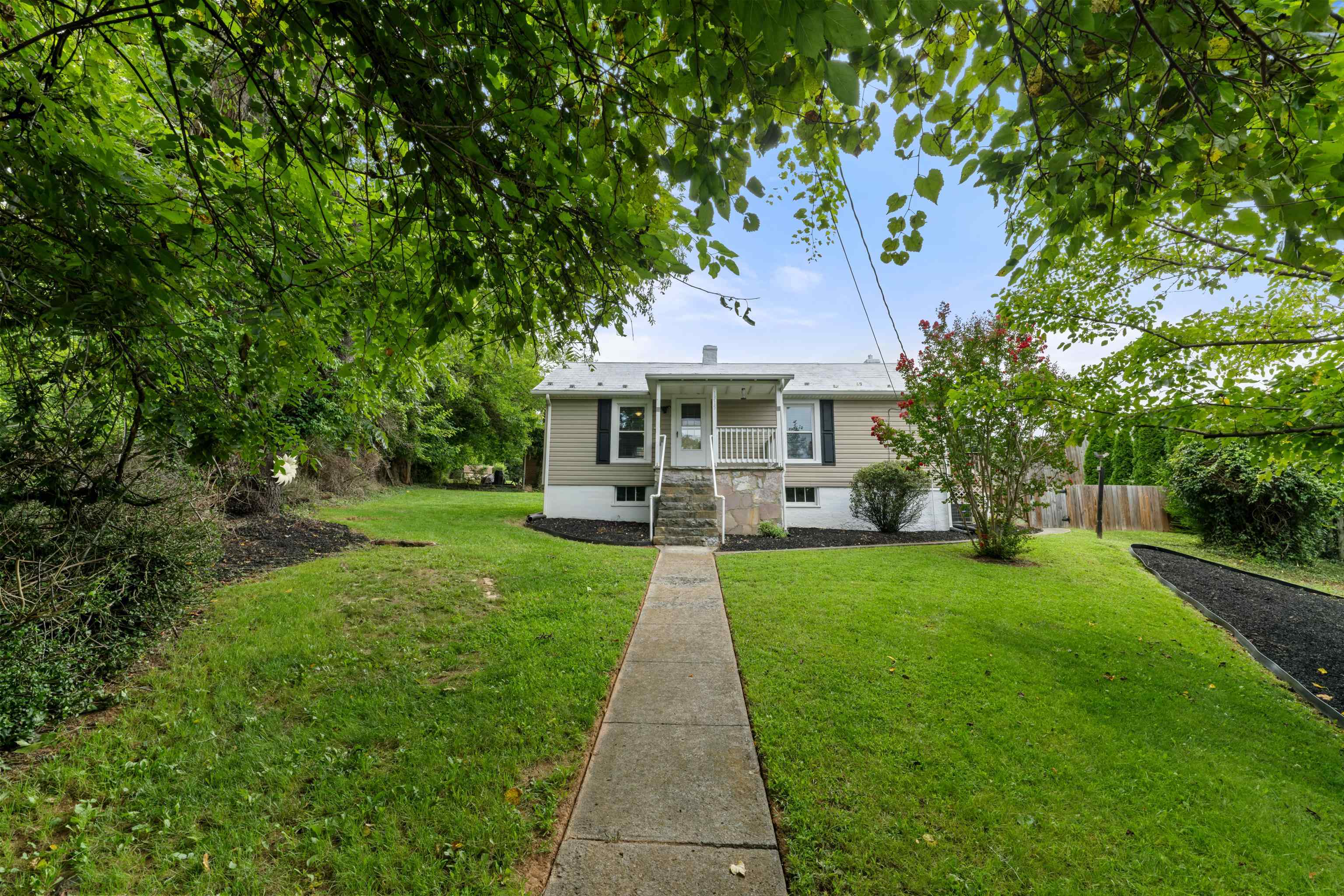 1315 CHURCHVILLE AVE