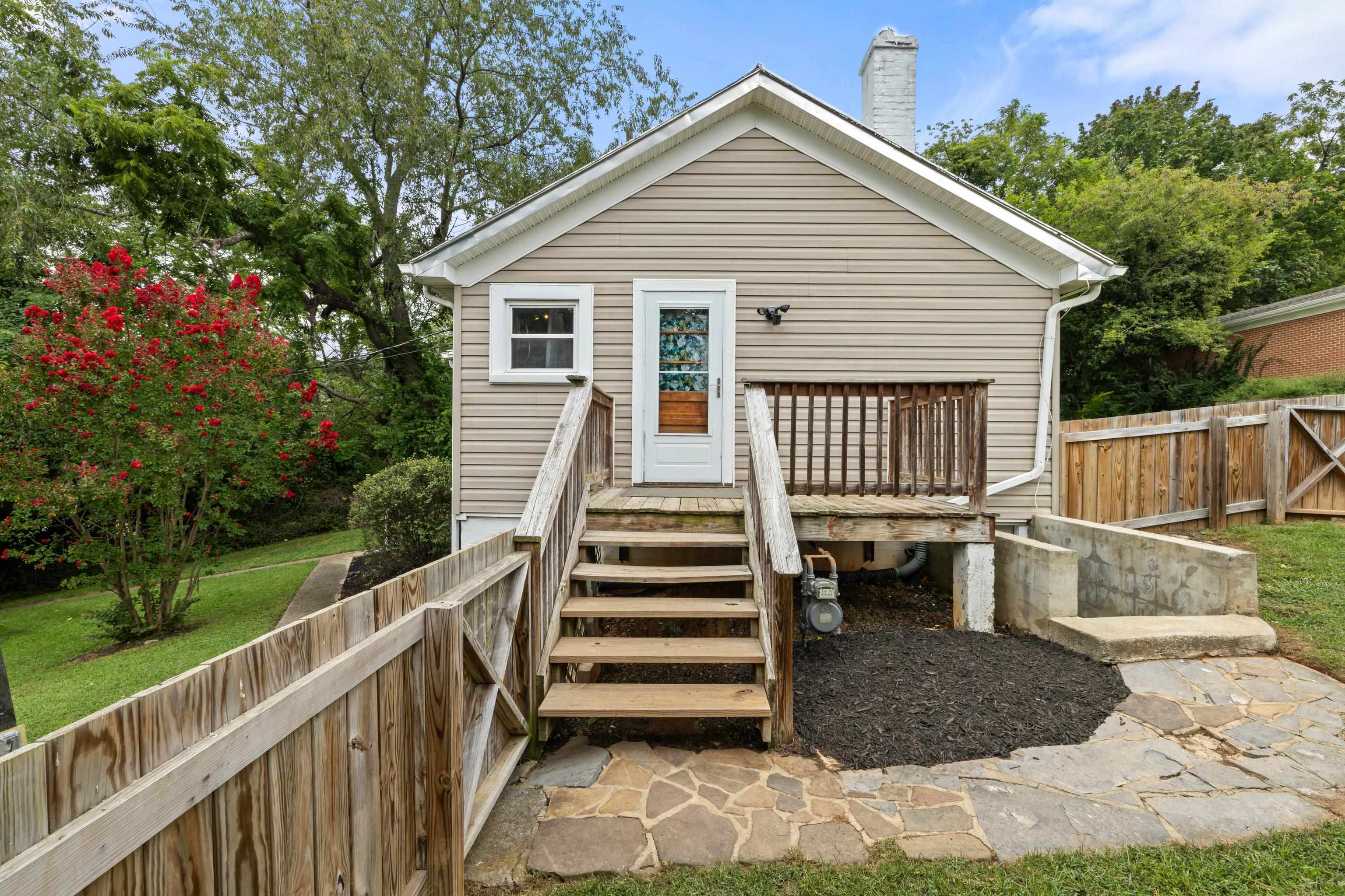 1315 CHURCHVILLE AVE