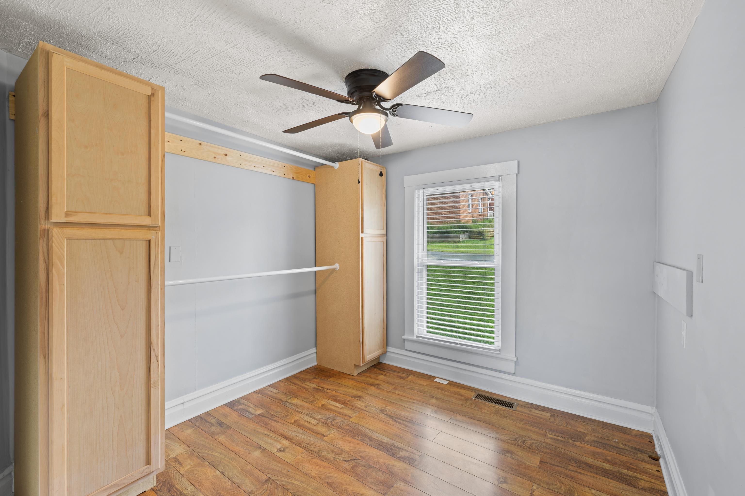 1315 CHURCHVILLE AVE