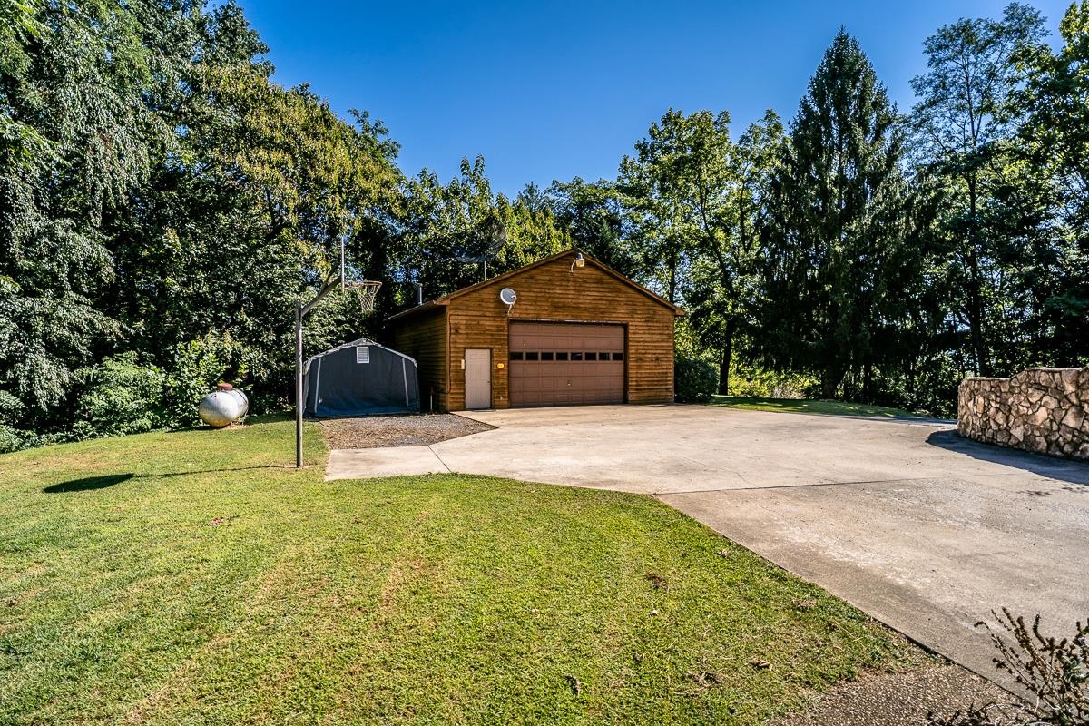 173 RIDGETOP DR