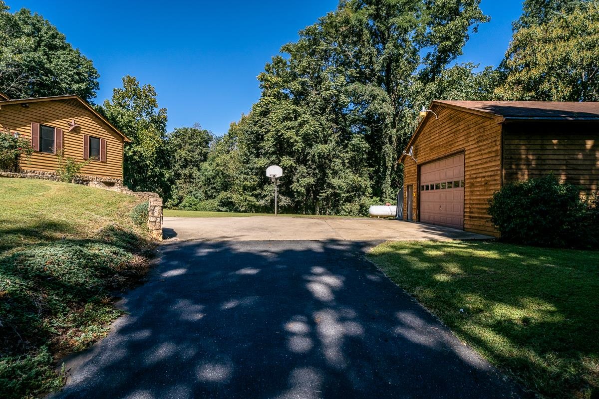 173 RIDGETOP DR