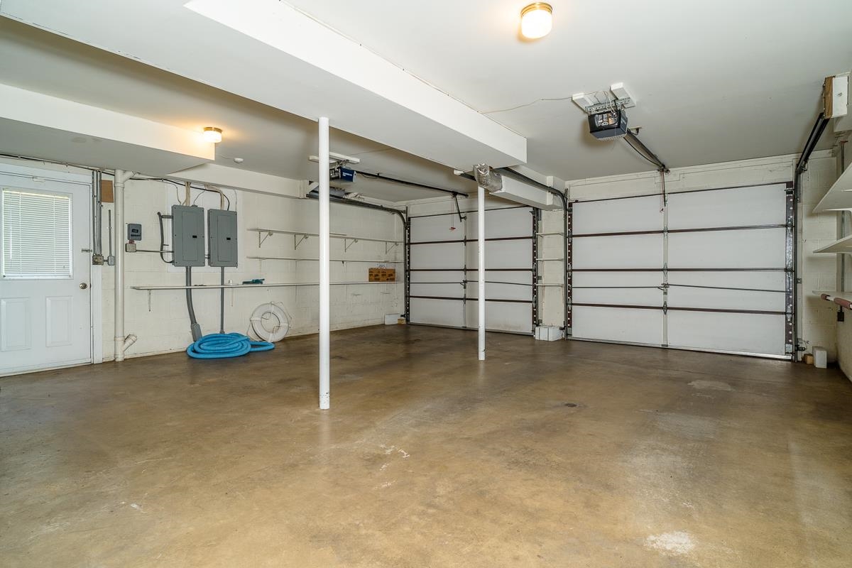 173 RIDGETOP DR