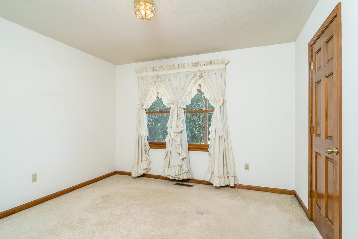 173 RIDGETOP DR