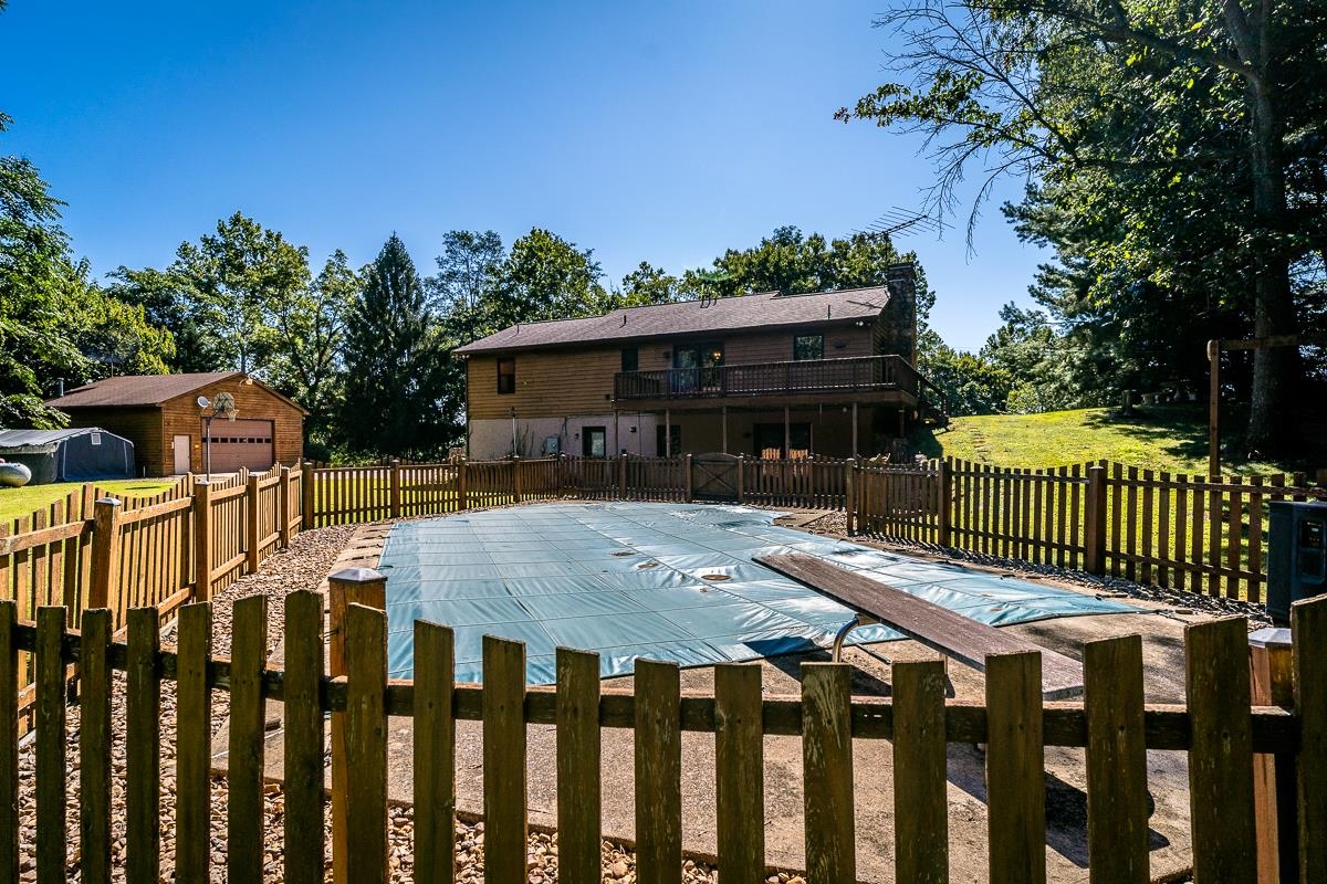 173 RIDGETOP DR