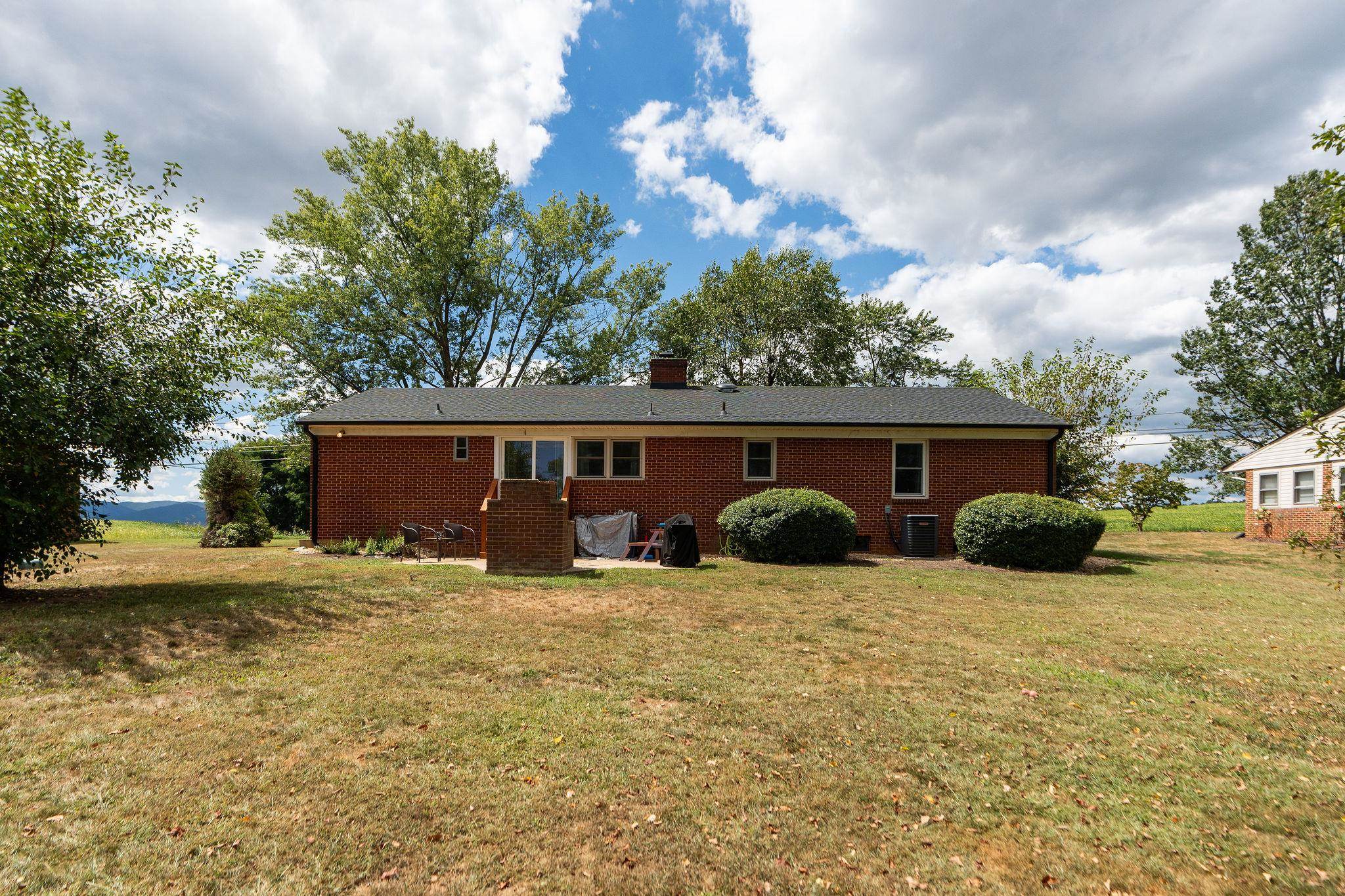 1064 LADD RD