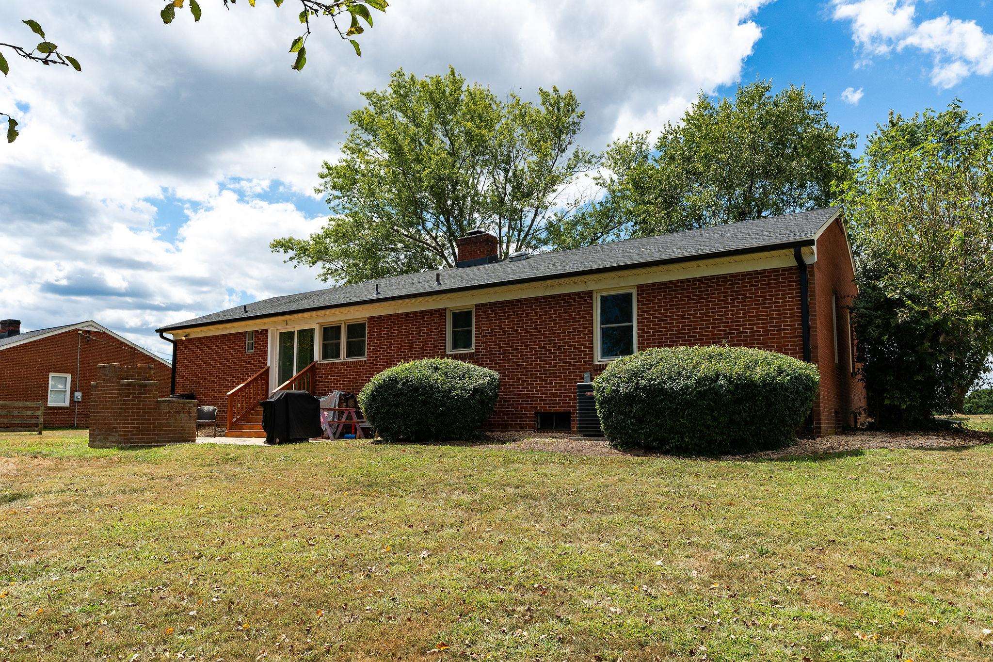 1064 LADD RD