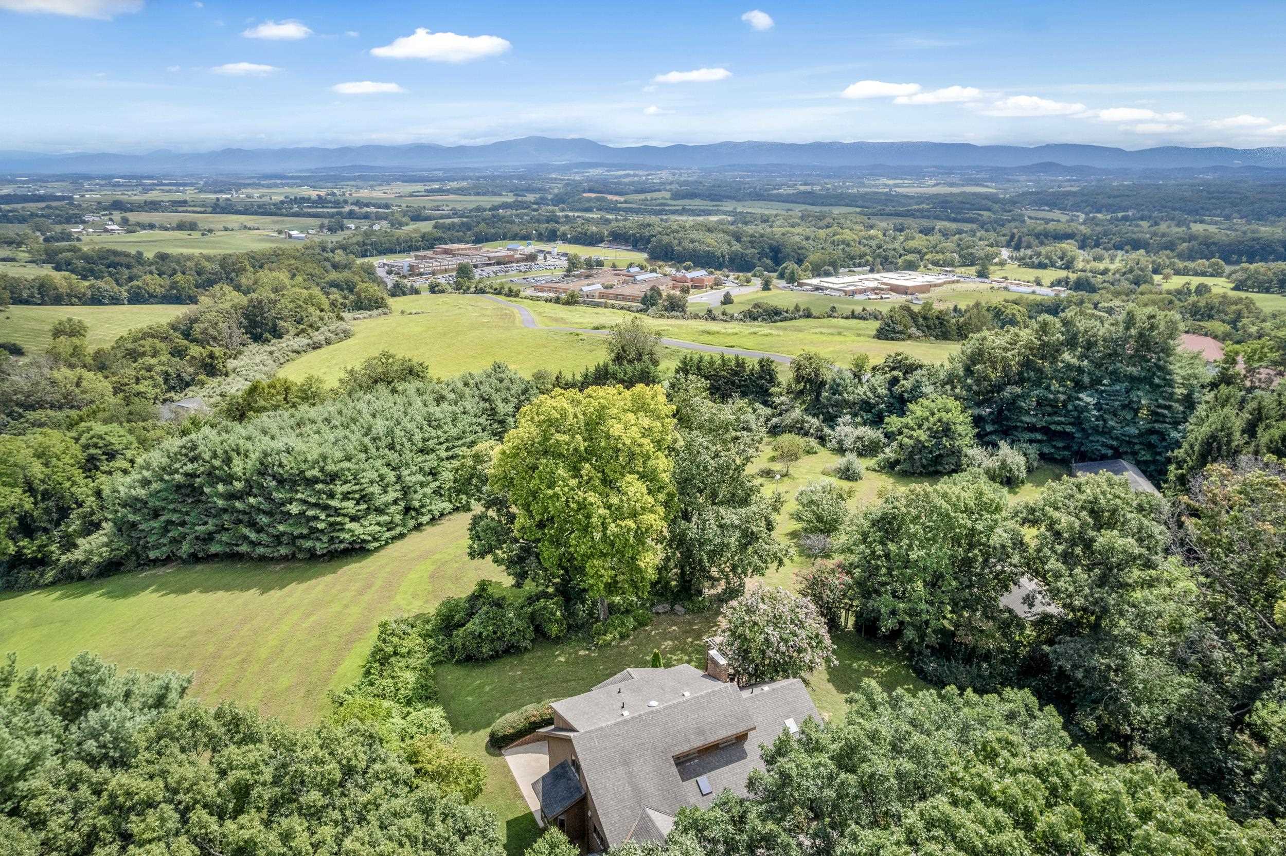 78 CEDAR CREEK LN