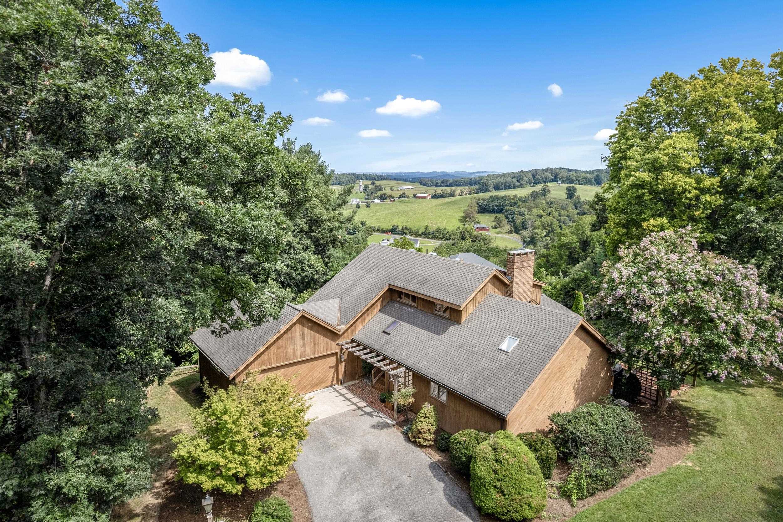 78 CEDAR CREEK LN