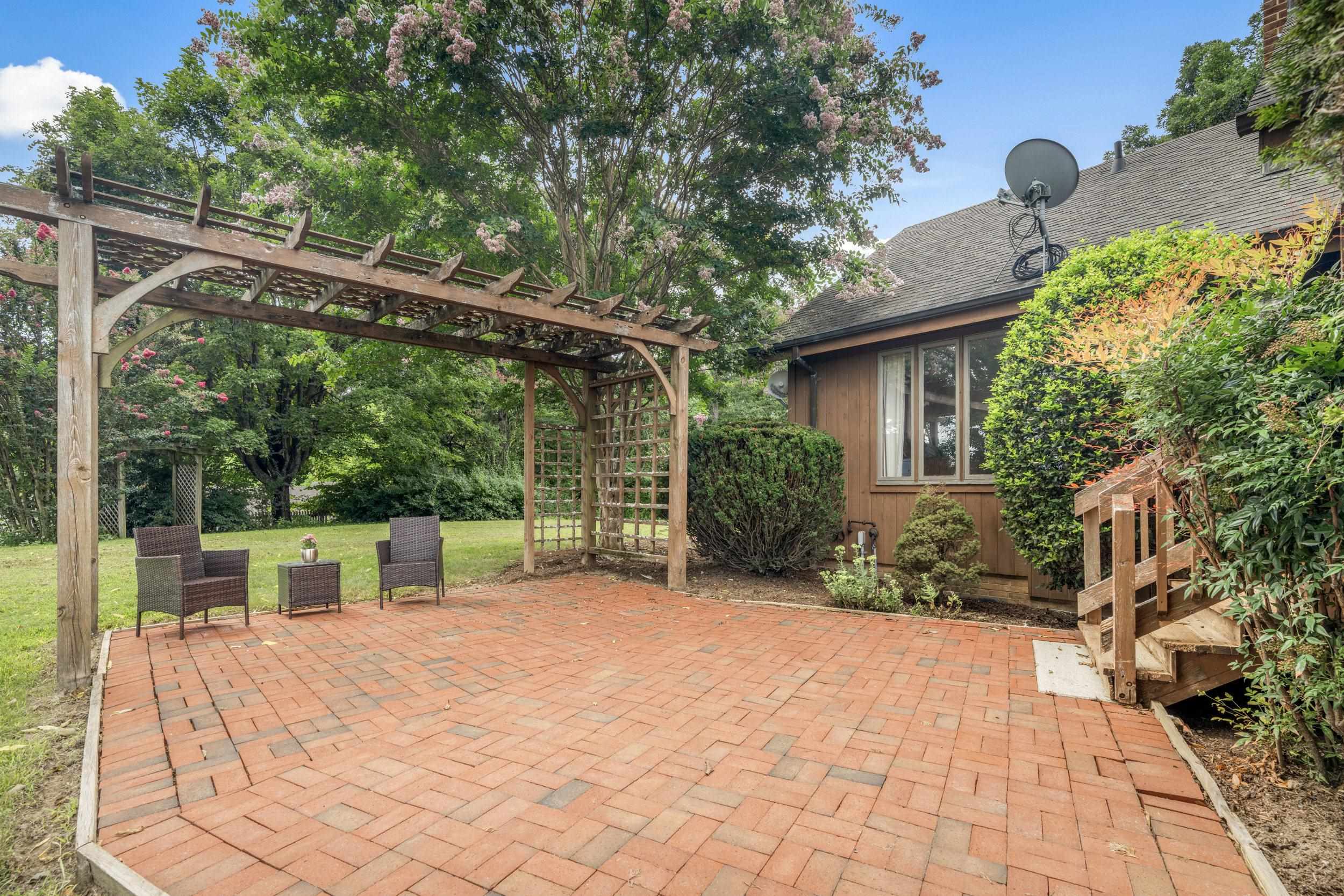 78 CEDAR CREEK LN