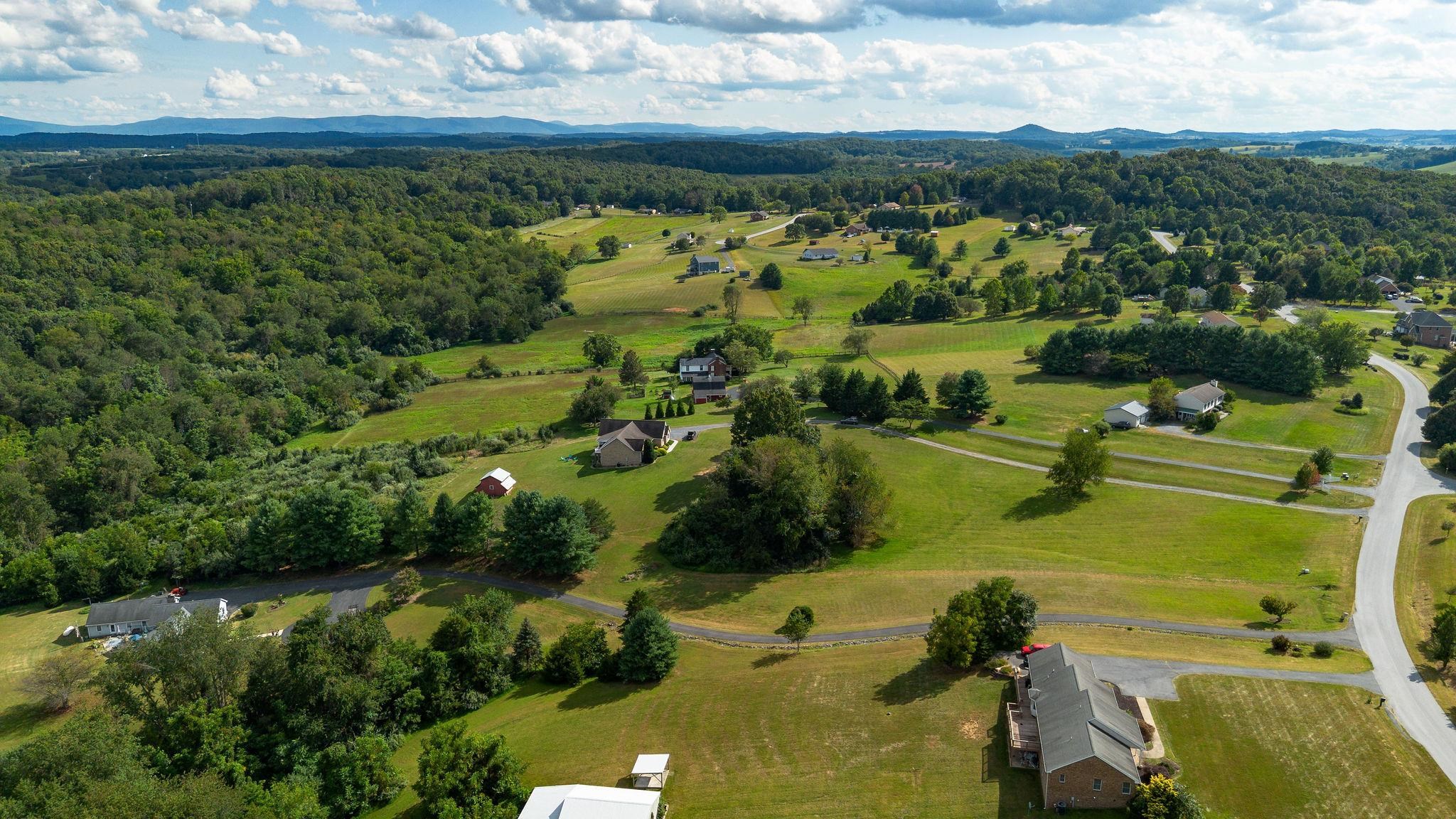 137 BELLE VISTA DR