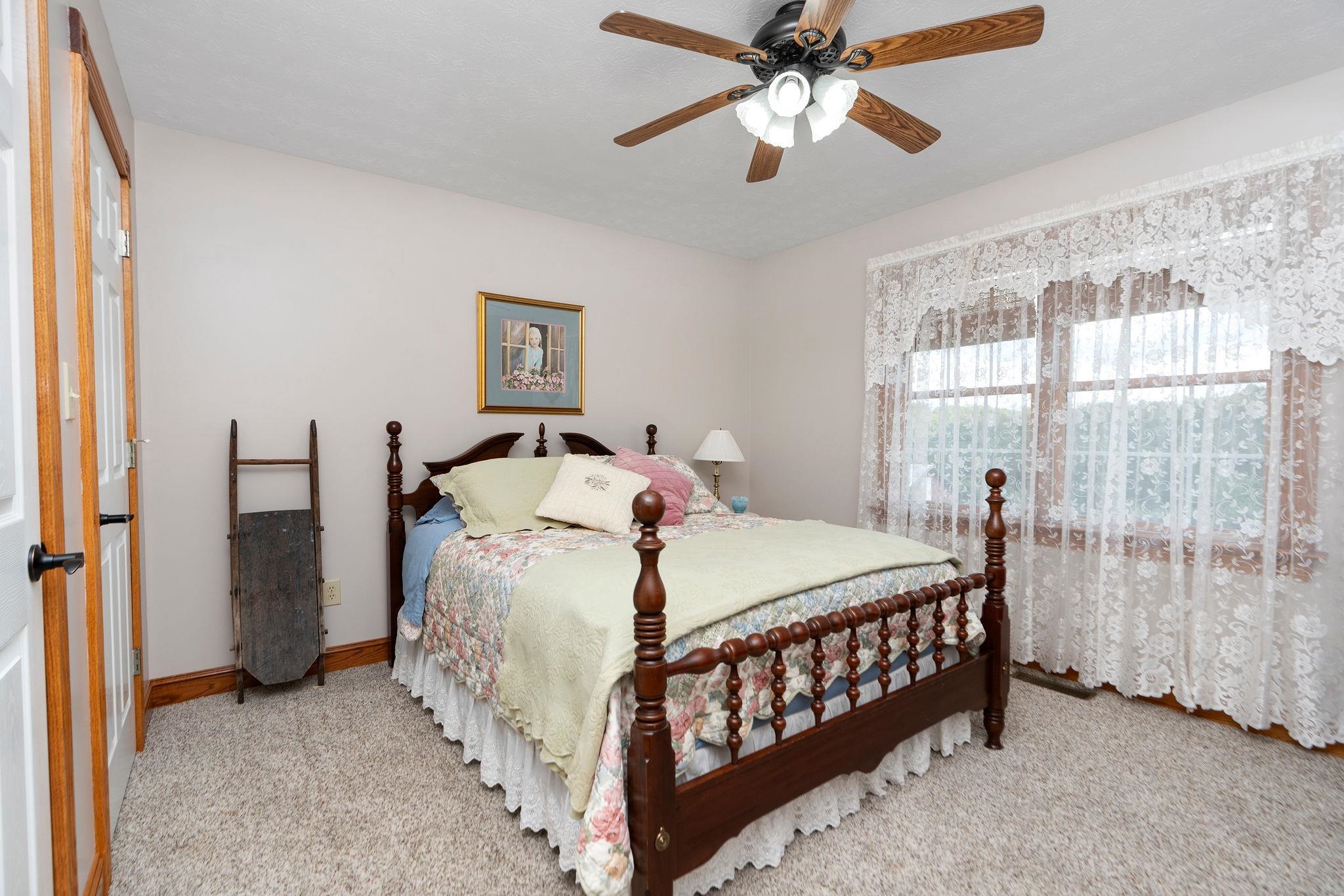 137 BELLE VISTA DR
