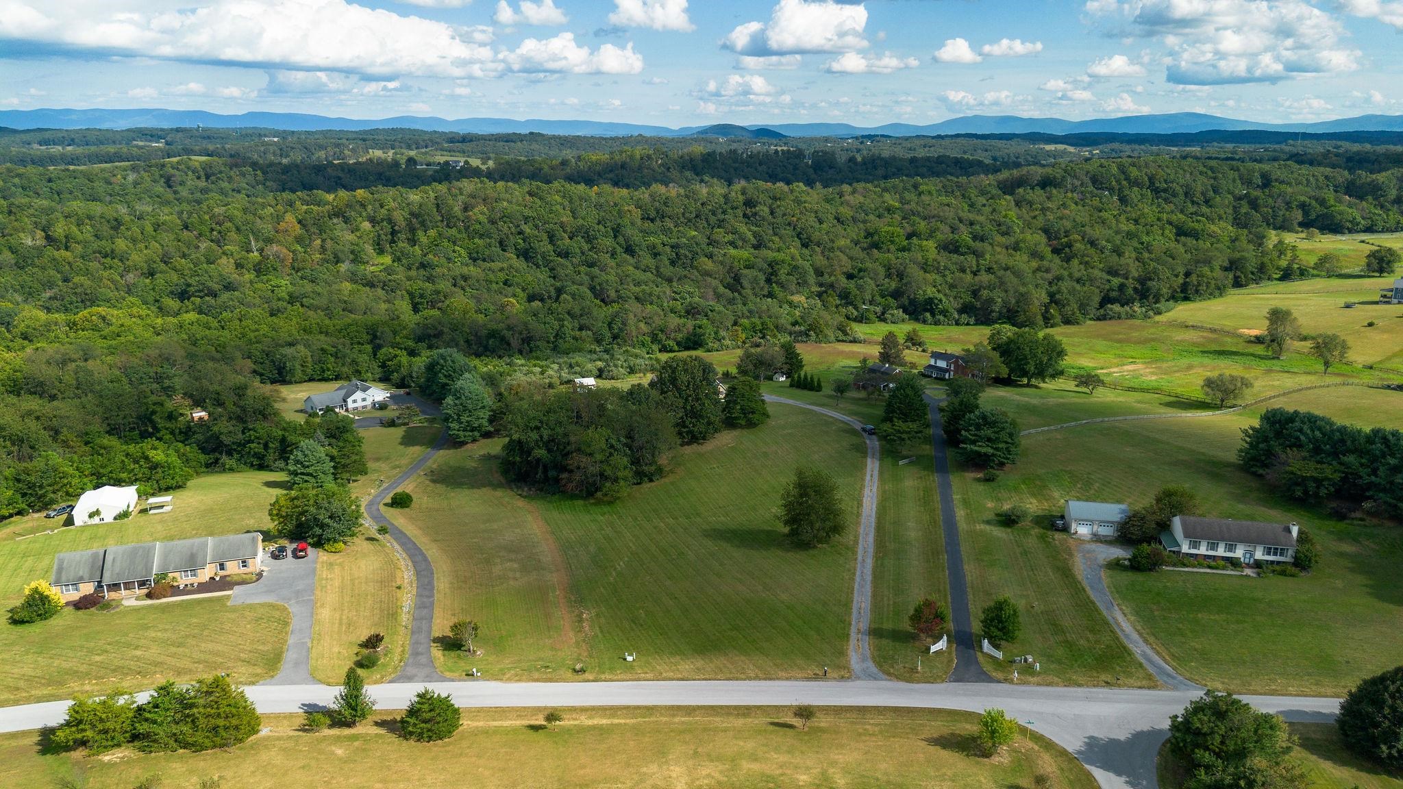 137 BELLE VISTA DR