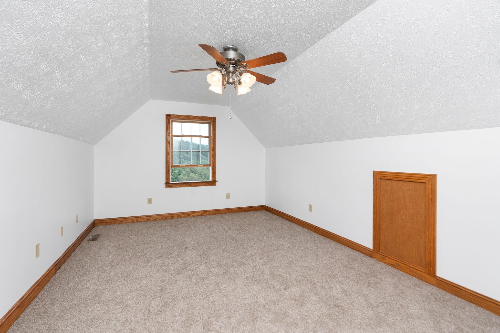 137 BELLE VISTA DR