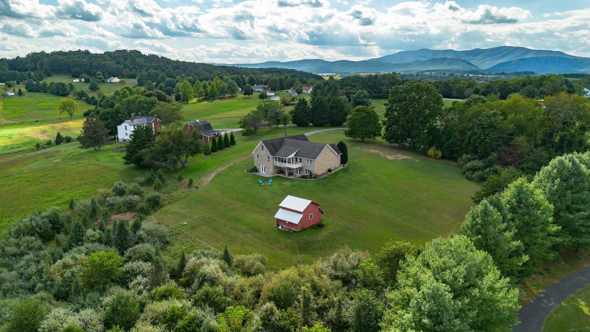 137 BELLE VISTA DR