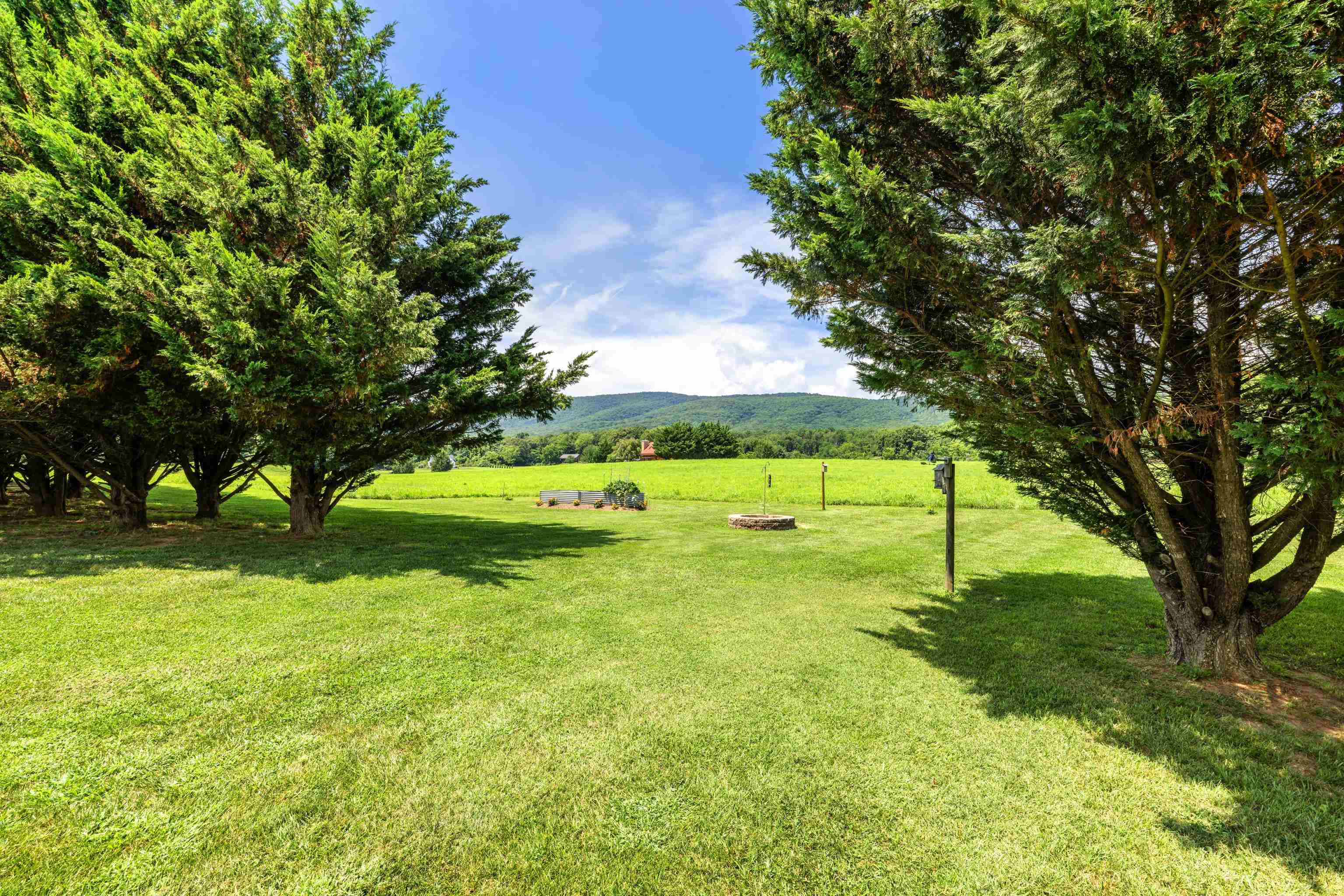 299 SUMMERDEAN RD