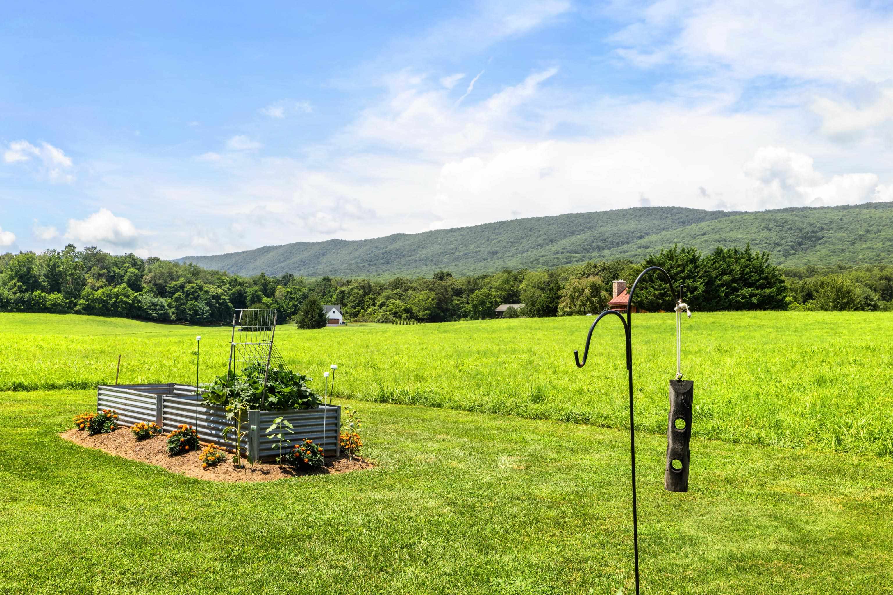 299 SUMMERDEAN RD