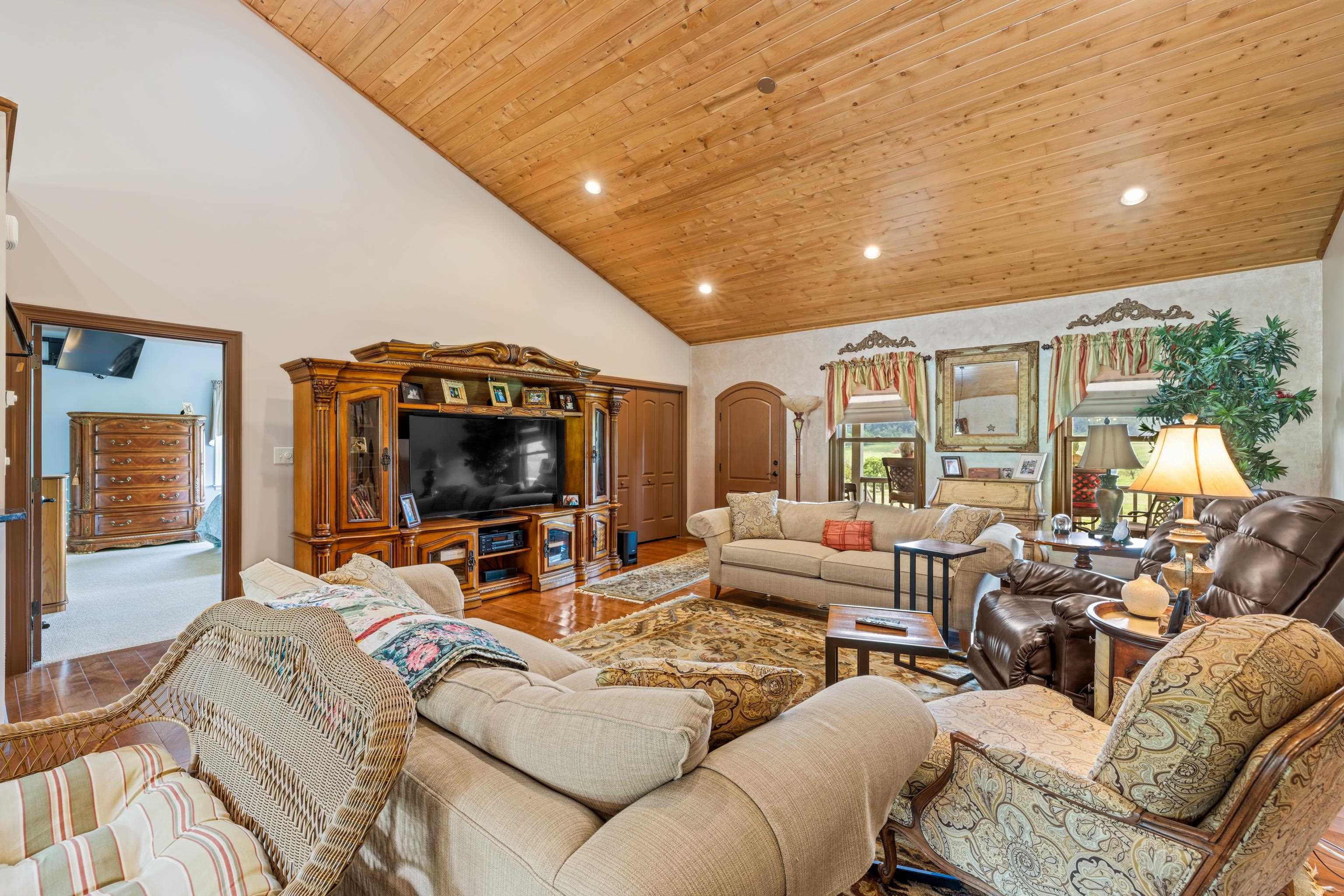 299 SUMMERDEAN RD