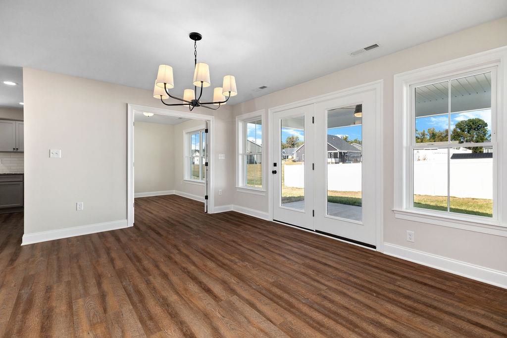 155 LANGLEY DR