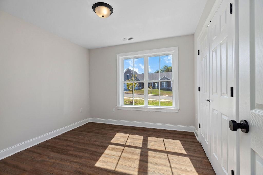 155 LANGLEY DR
