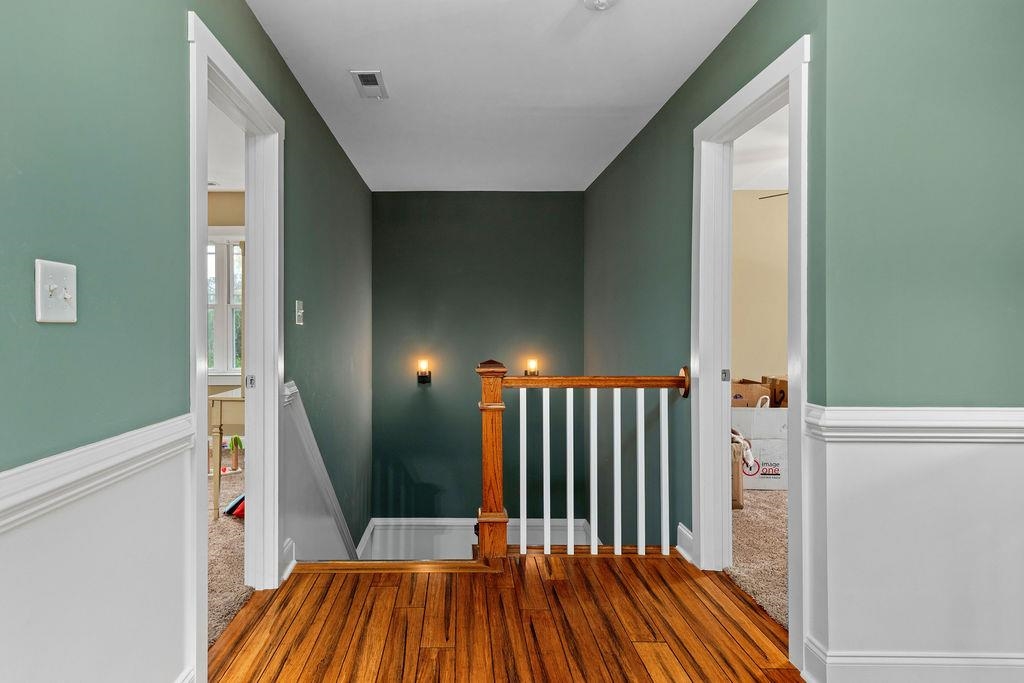 290 WINDSOR DR