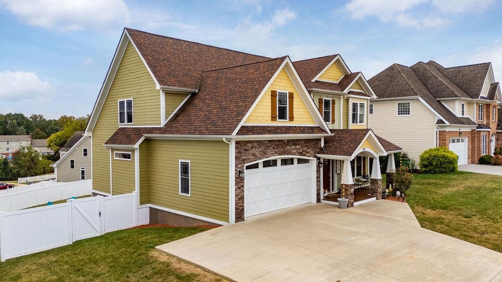 290 WINDSOR DR