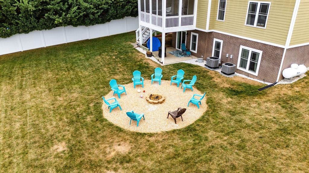 290 WINDSOR DR