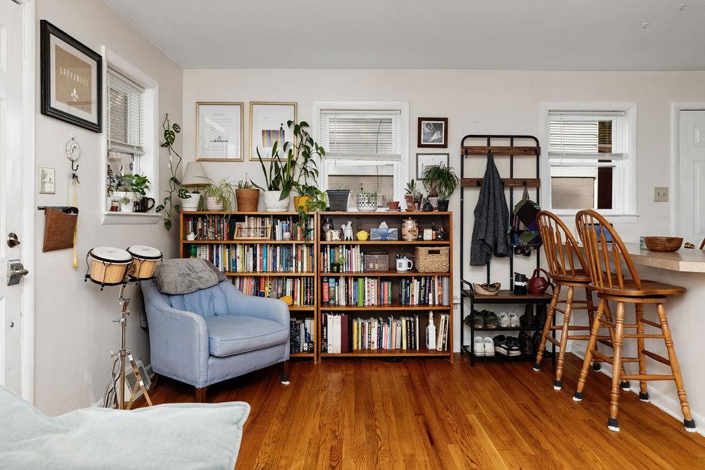 331 THOMPSON ST