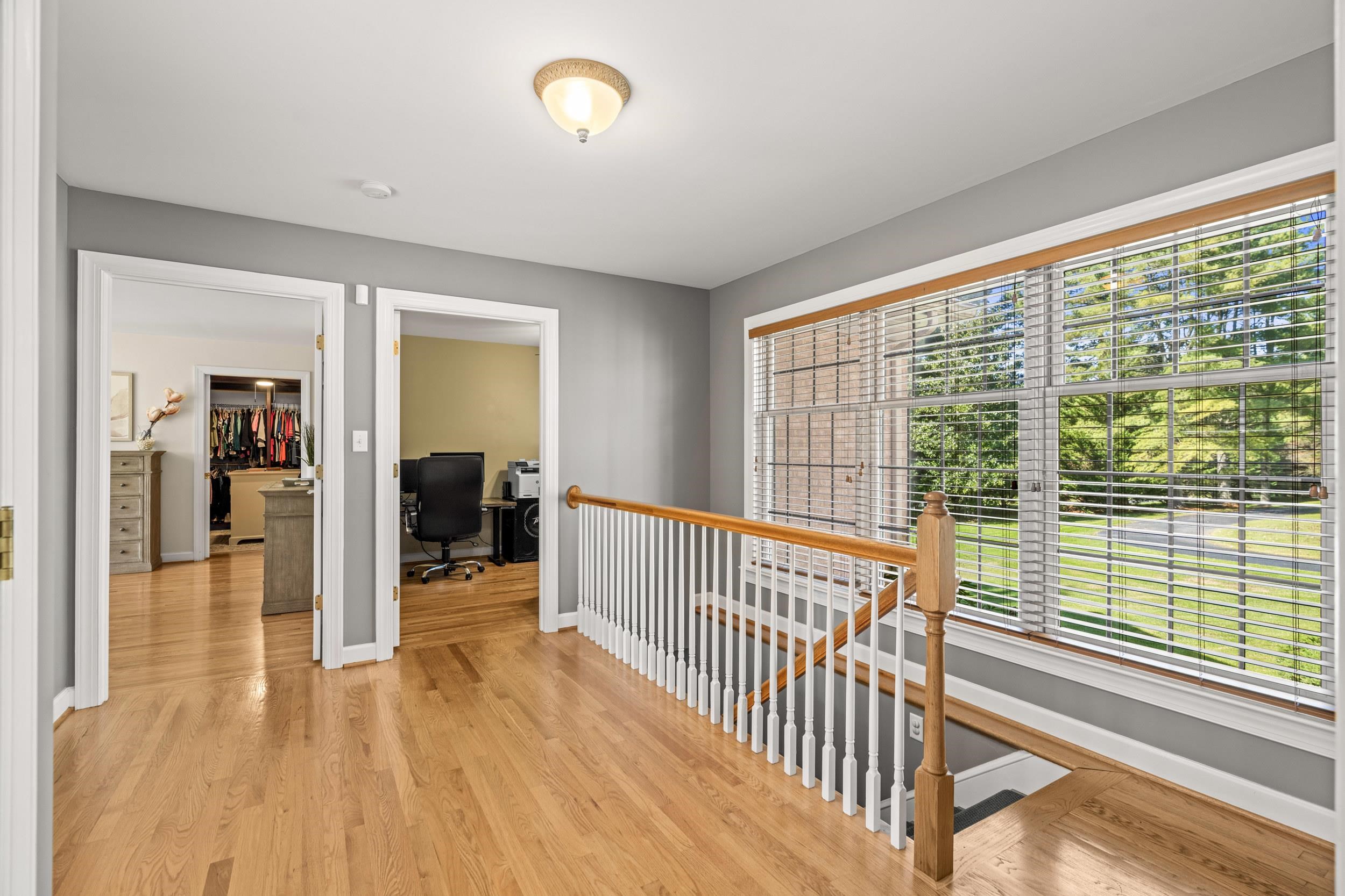 1109 ROSS RD