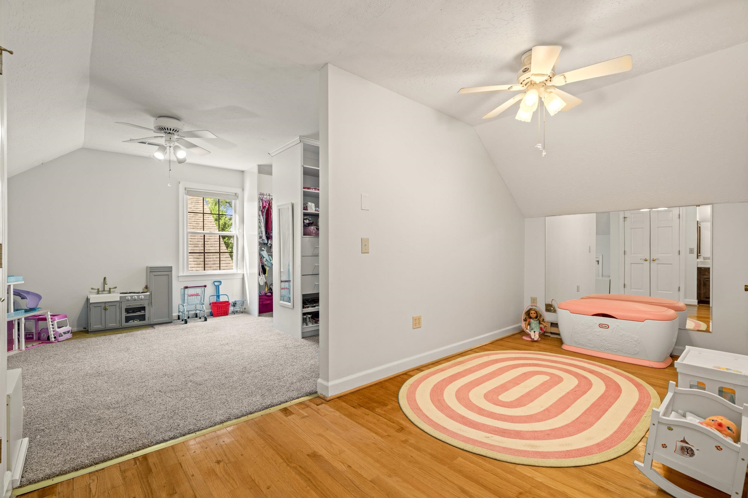 1109 ROSS RD